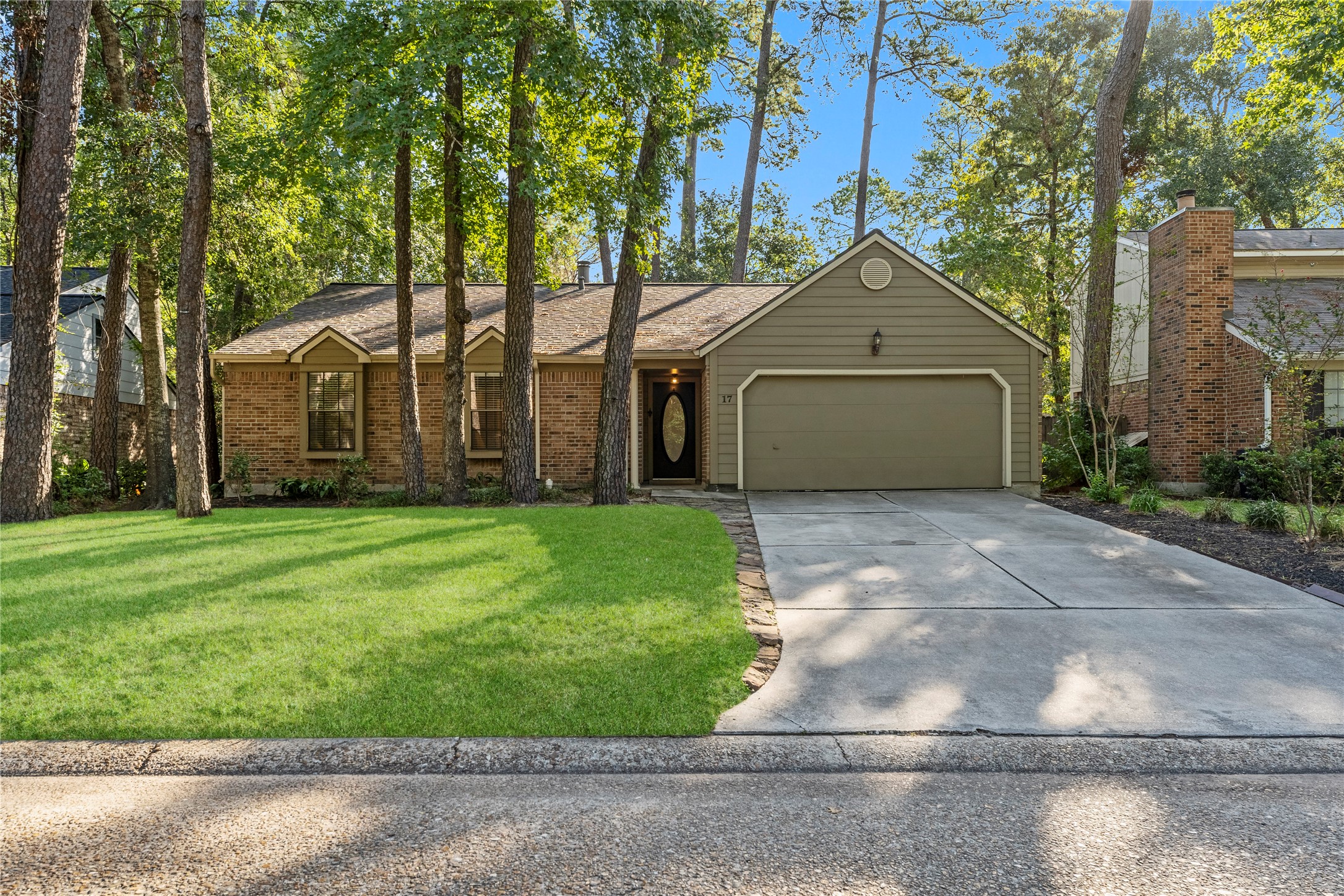 17 S Greenbud Court Property Photo 14