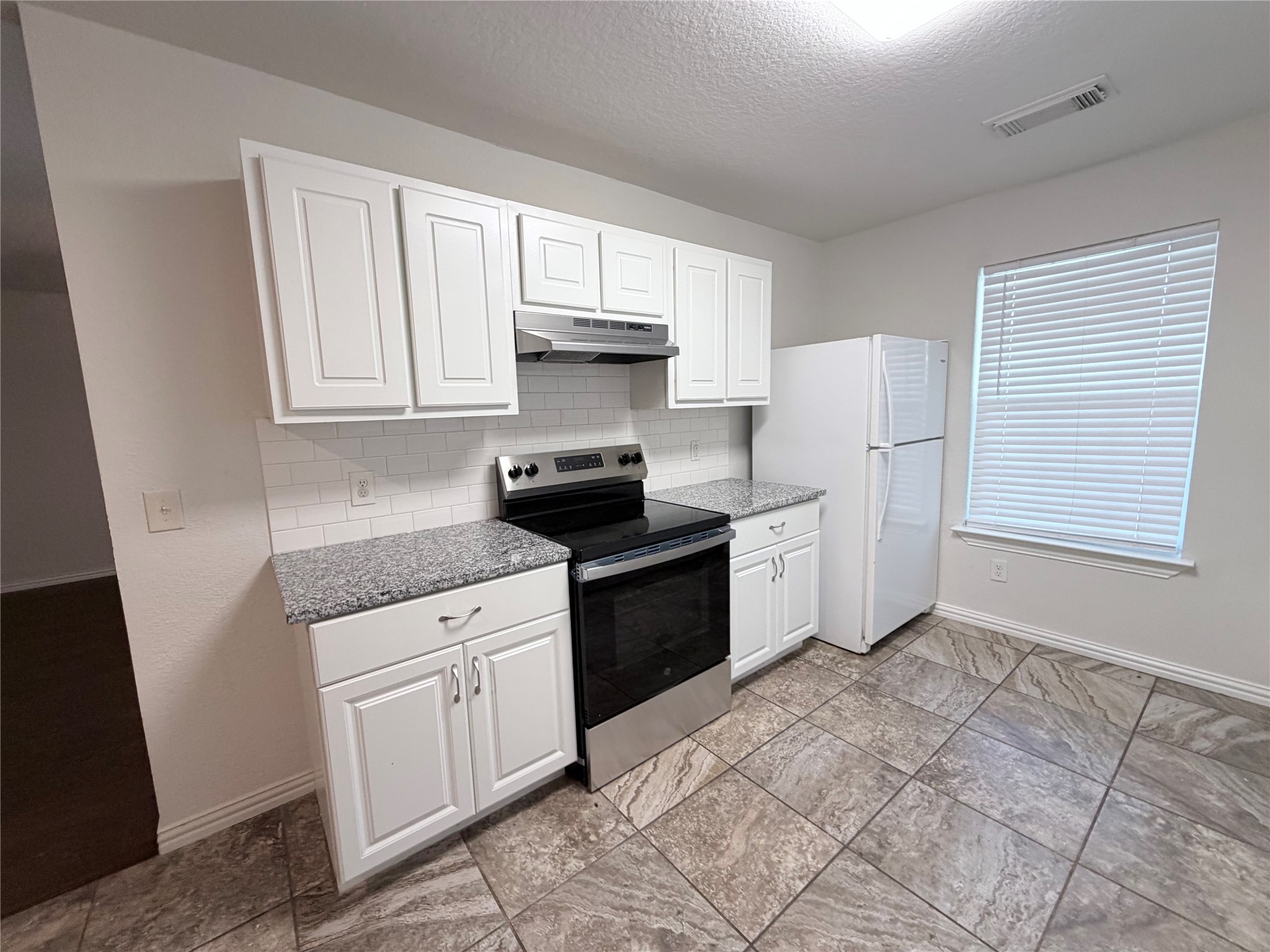 11838 Greenmesa Drive Property Photo 14