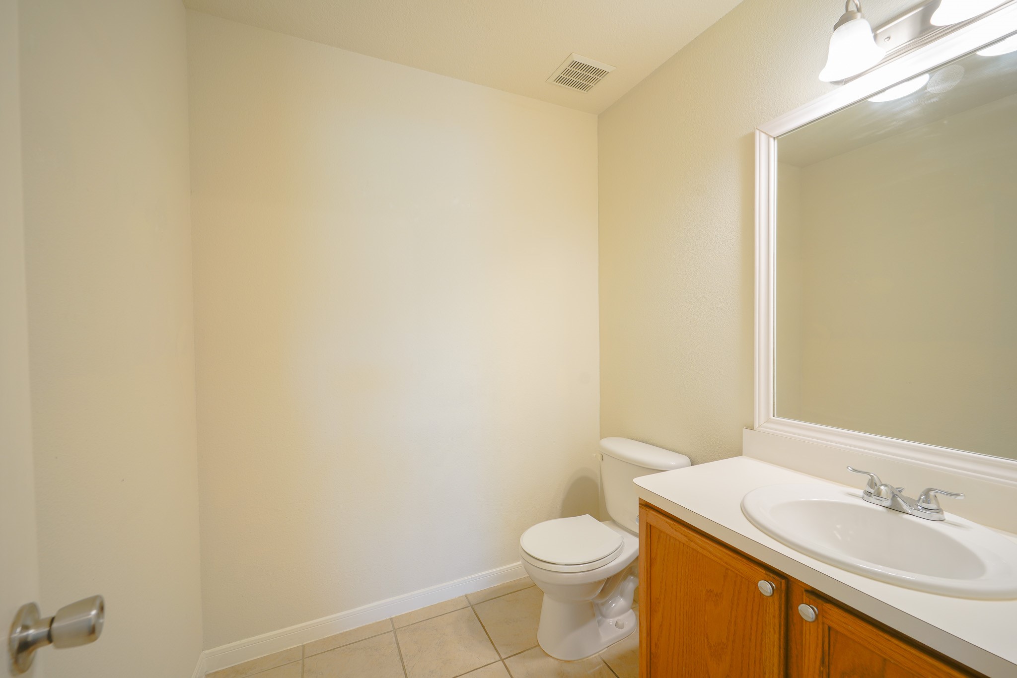 17531 Hoover Gardens Drive Property Photo 17