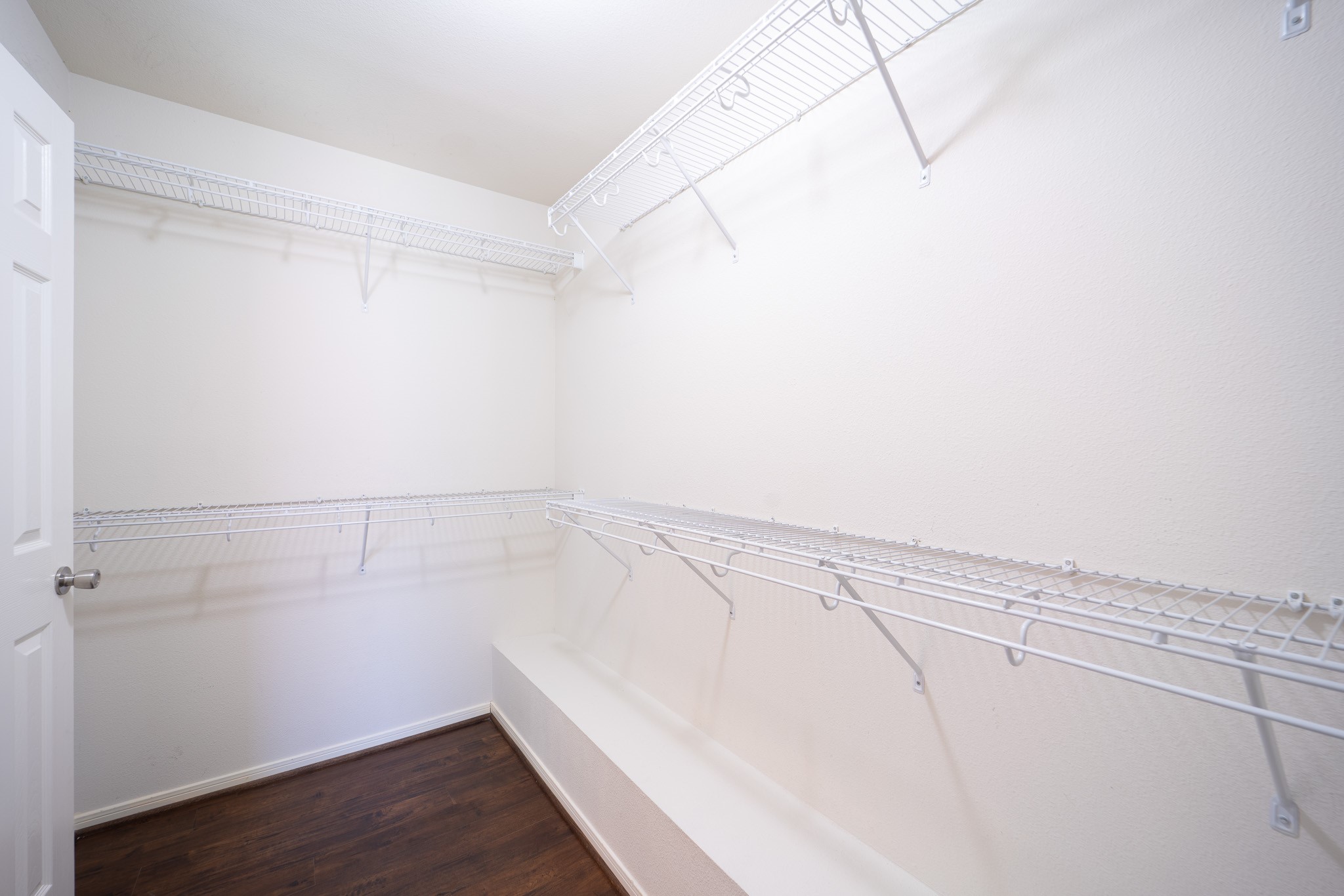 17531 Hoover Gardens Drive Property Photo 23
