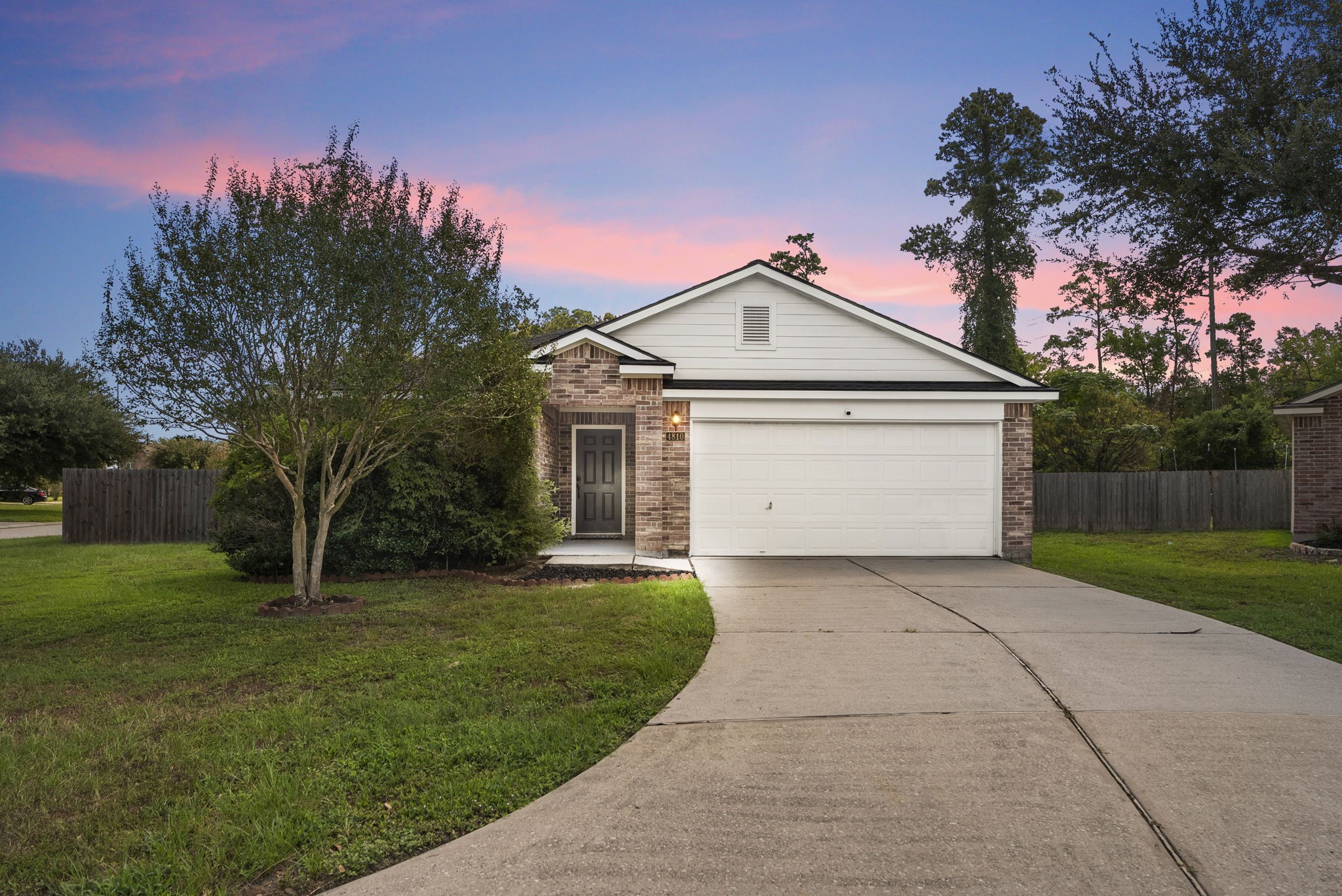 4810 Neches Court Property Photo 1