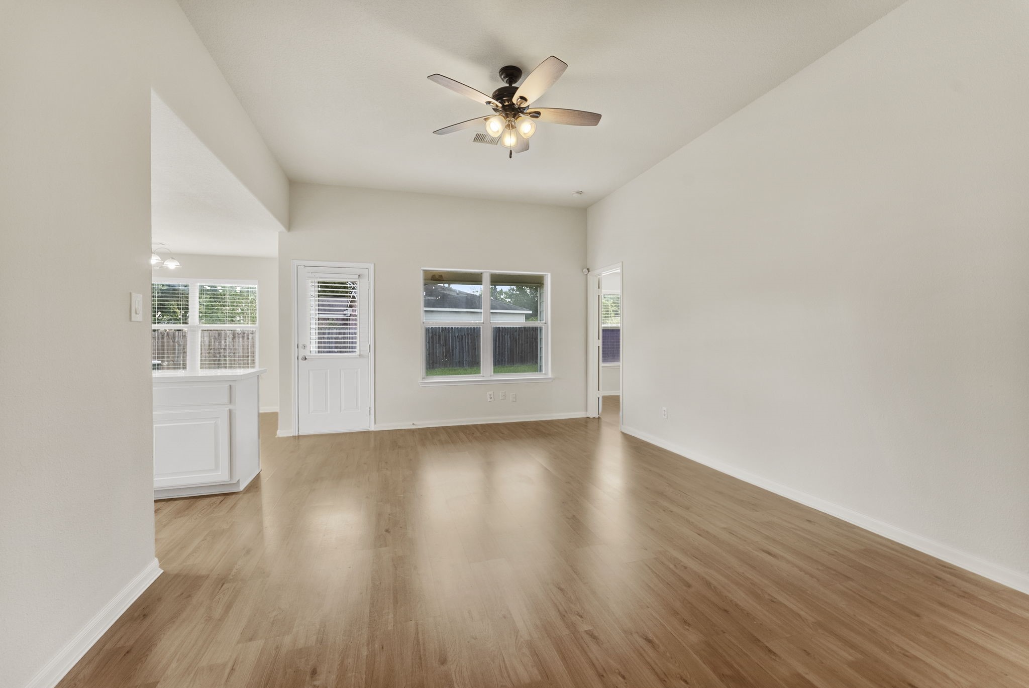 4810 Neches Court Property Photo 8