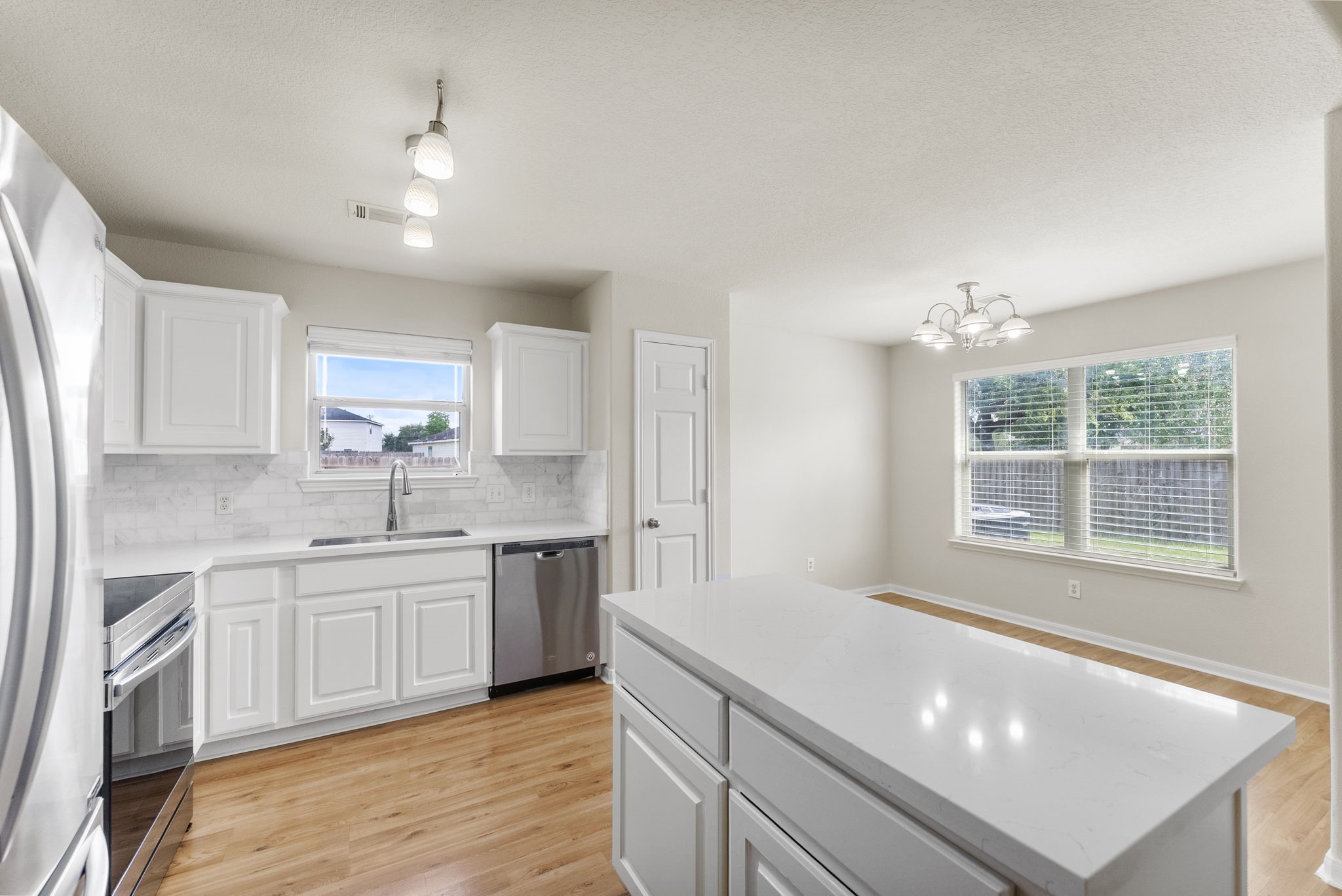 4810 Neches Court Property Photo 12