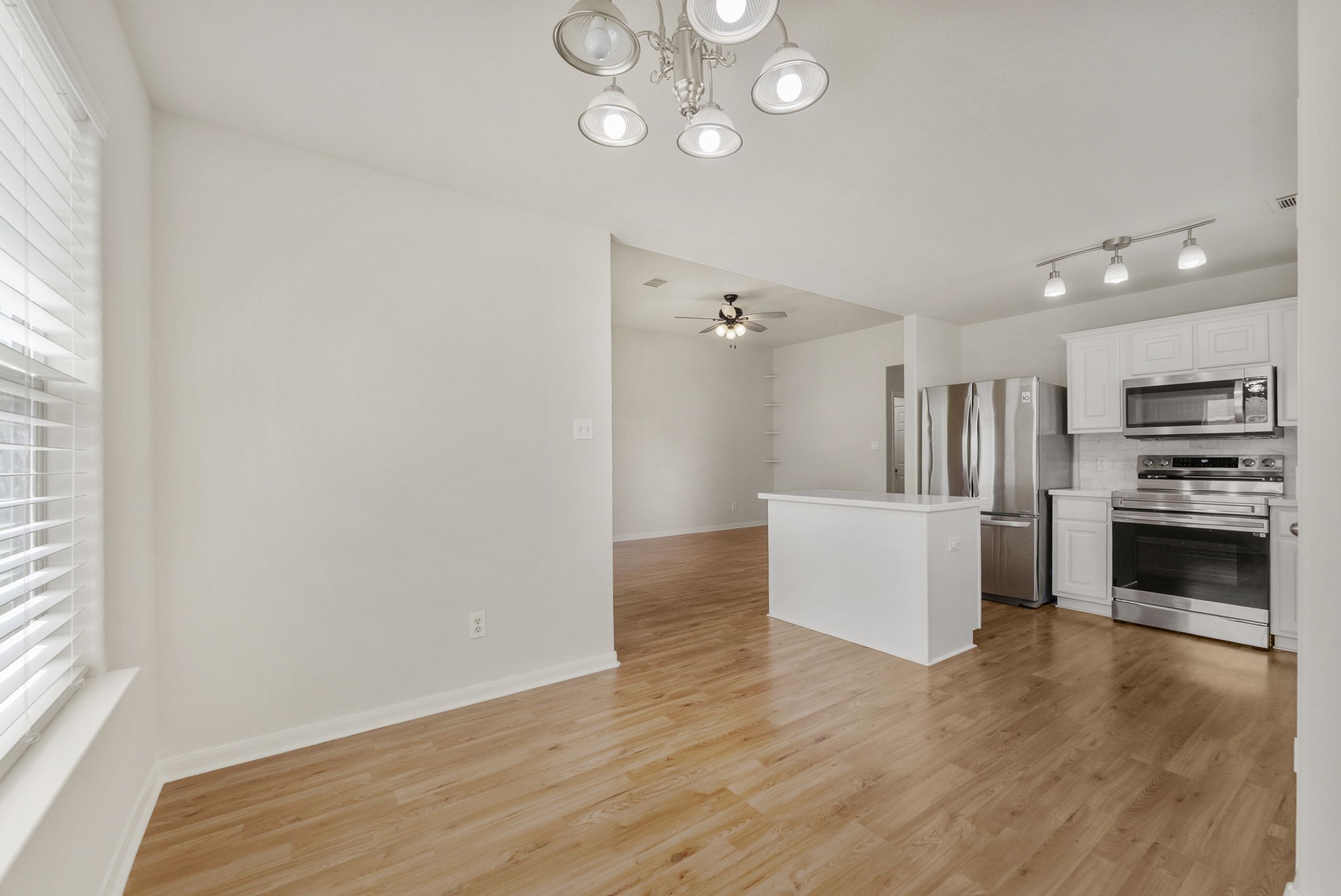 4810 Neches Court Property Photo 14