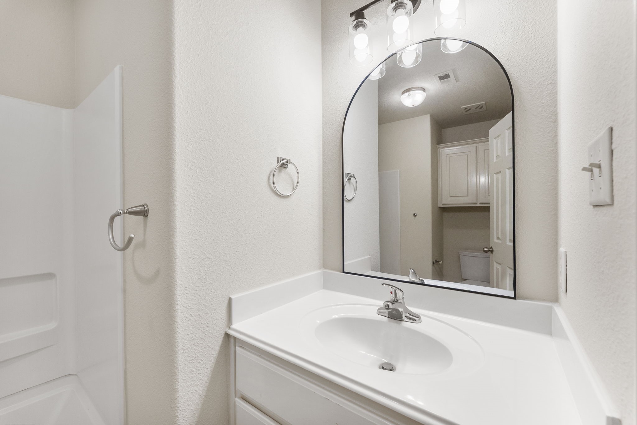 4810 Neches Court Property Photo 21
