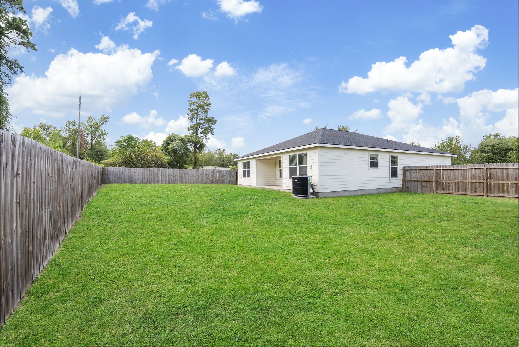 4810 Neches Court Property Photo 24