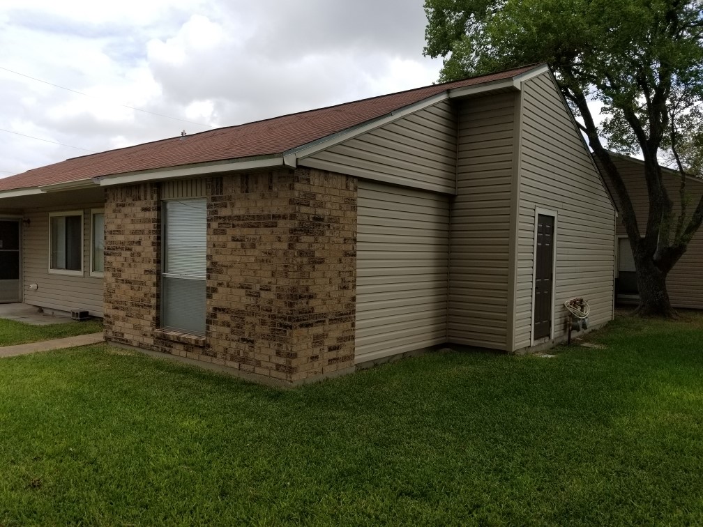 400 W Mesquite St Property Photo 3