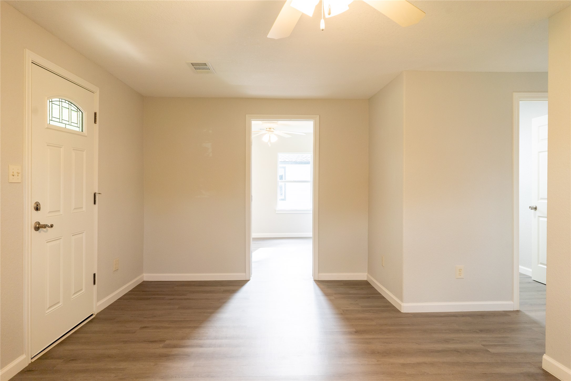 130 & 134 E Bernard Street Property Photo 8