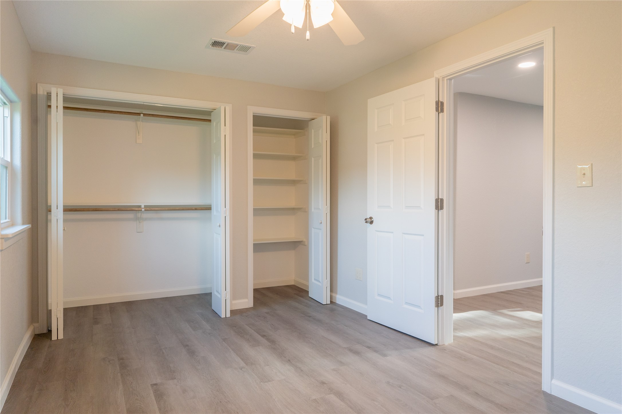 130 & 134 E Bernard Street Property Photo 10