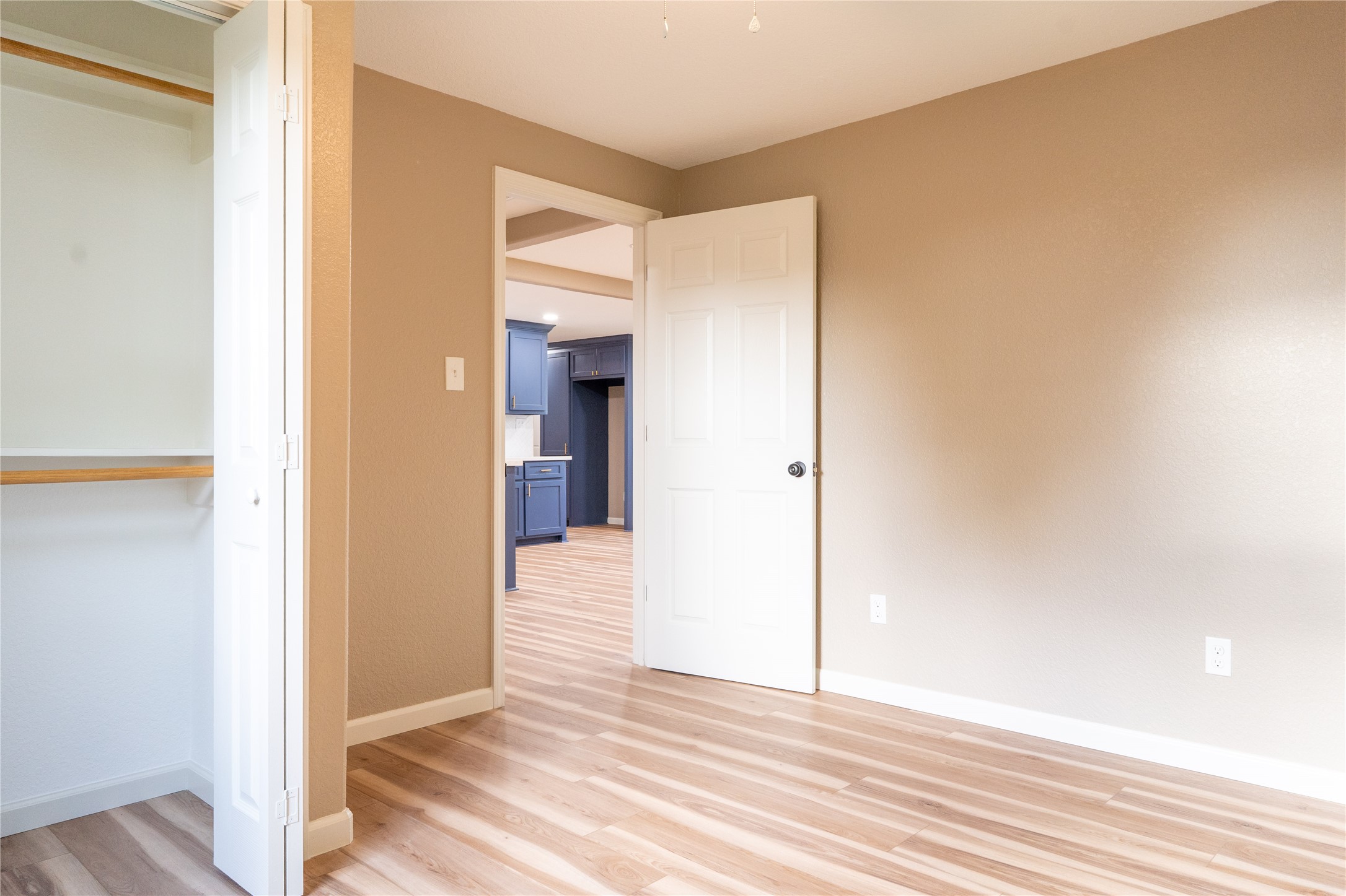 130 & 134 E Bernard Street Property Photo 18