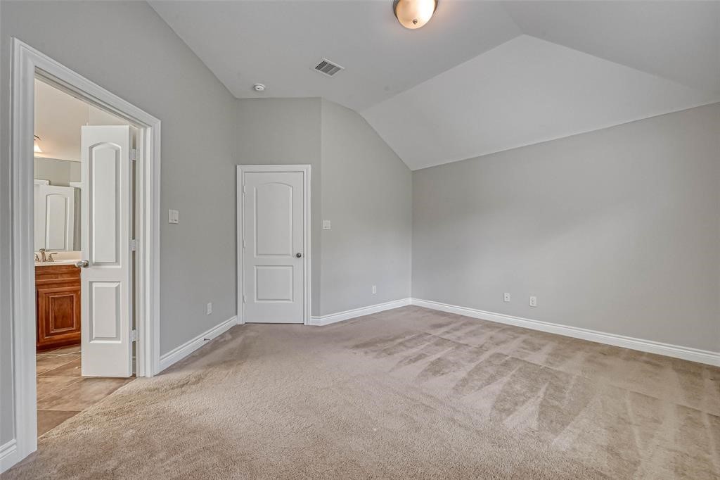 5523 Stoneridge Court Property Photo 29