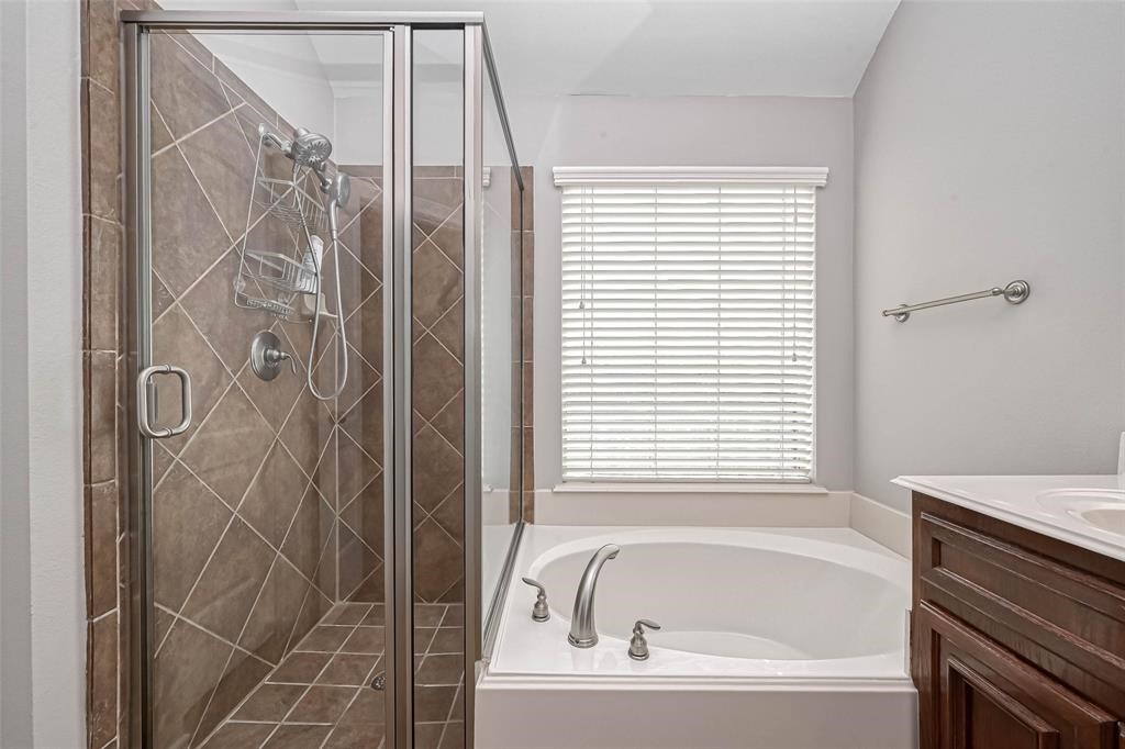 5523 Stoneridge Court Property Photo 33