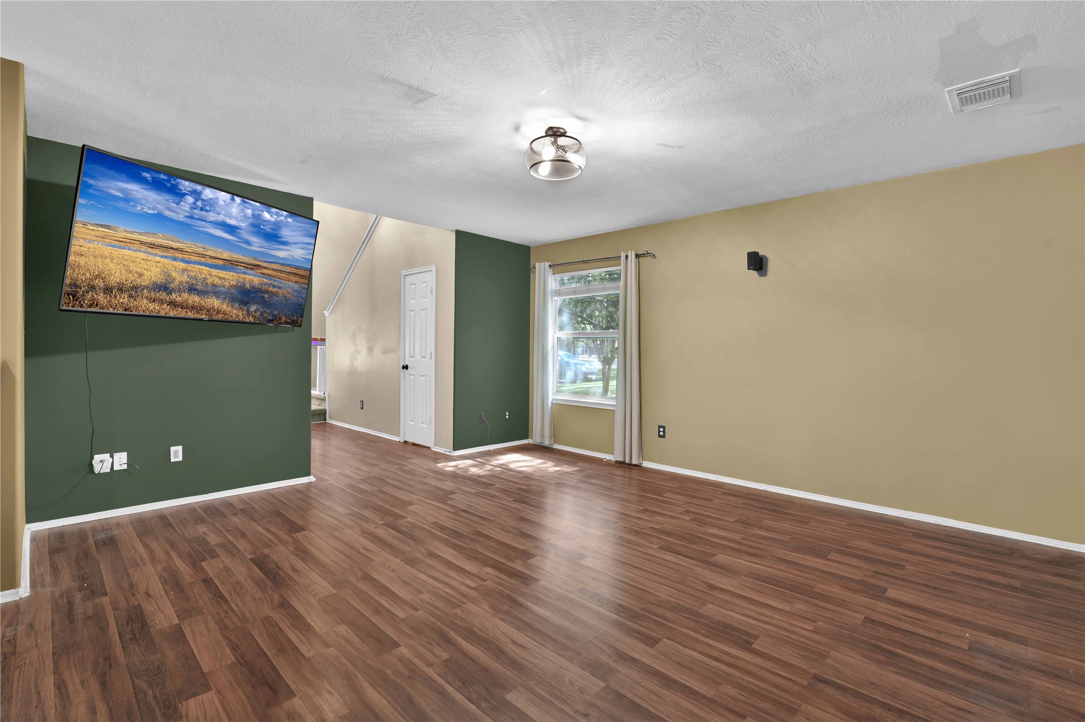 16203 Taffrail Way Property Photo 5