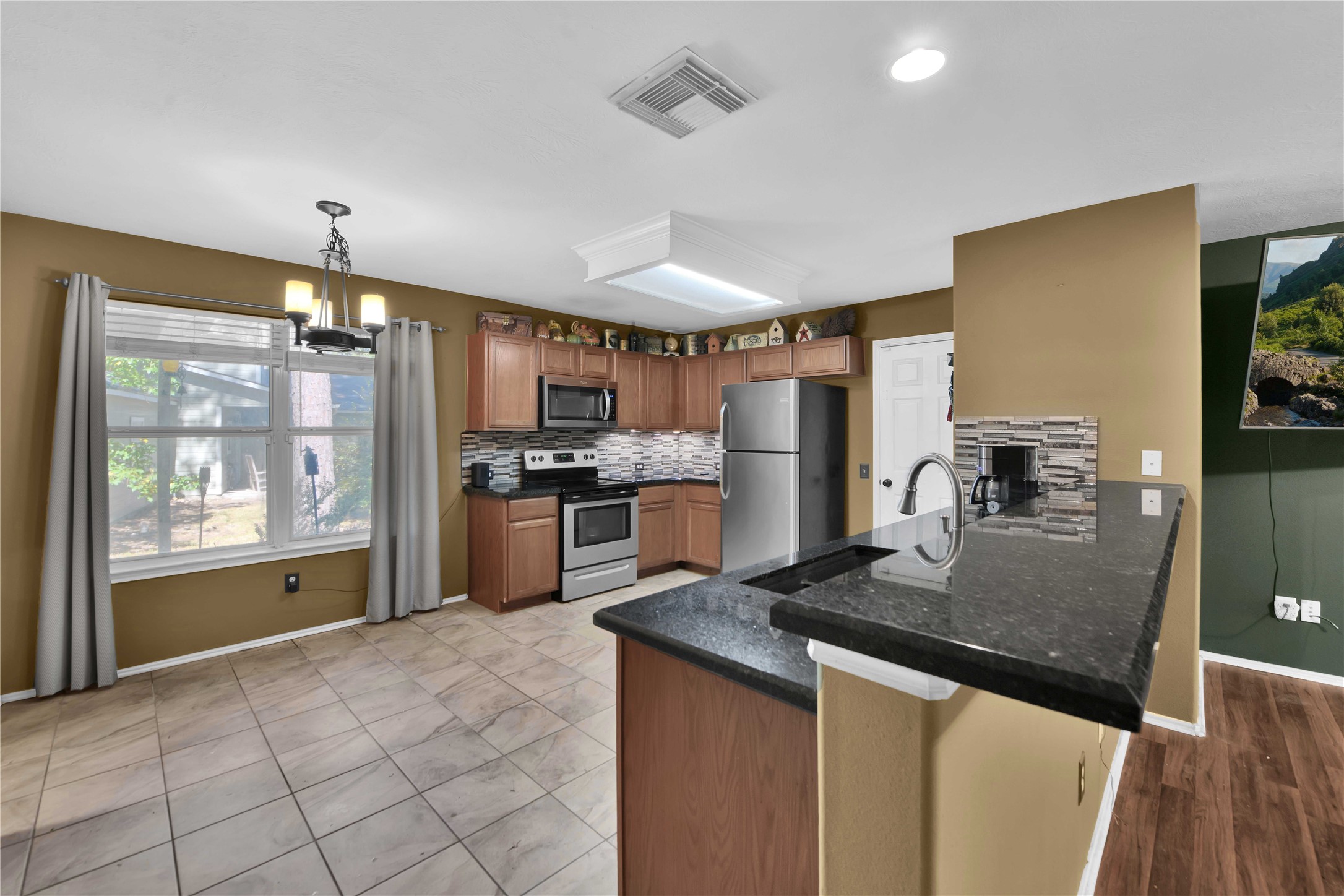 16203 Taffrail Way Property Photo 9