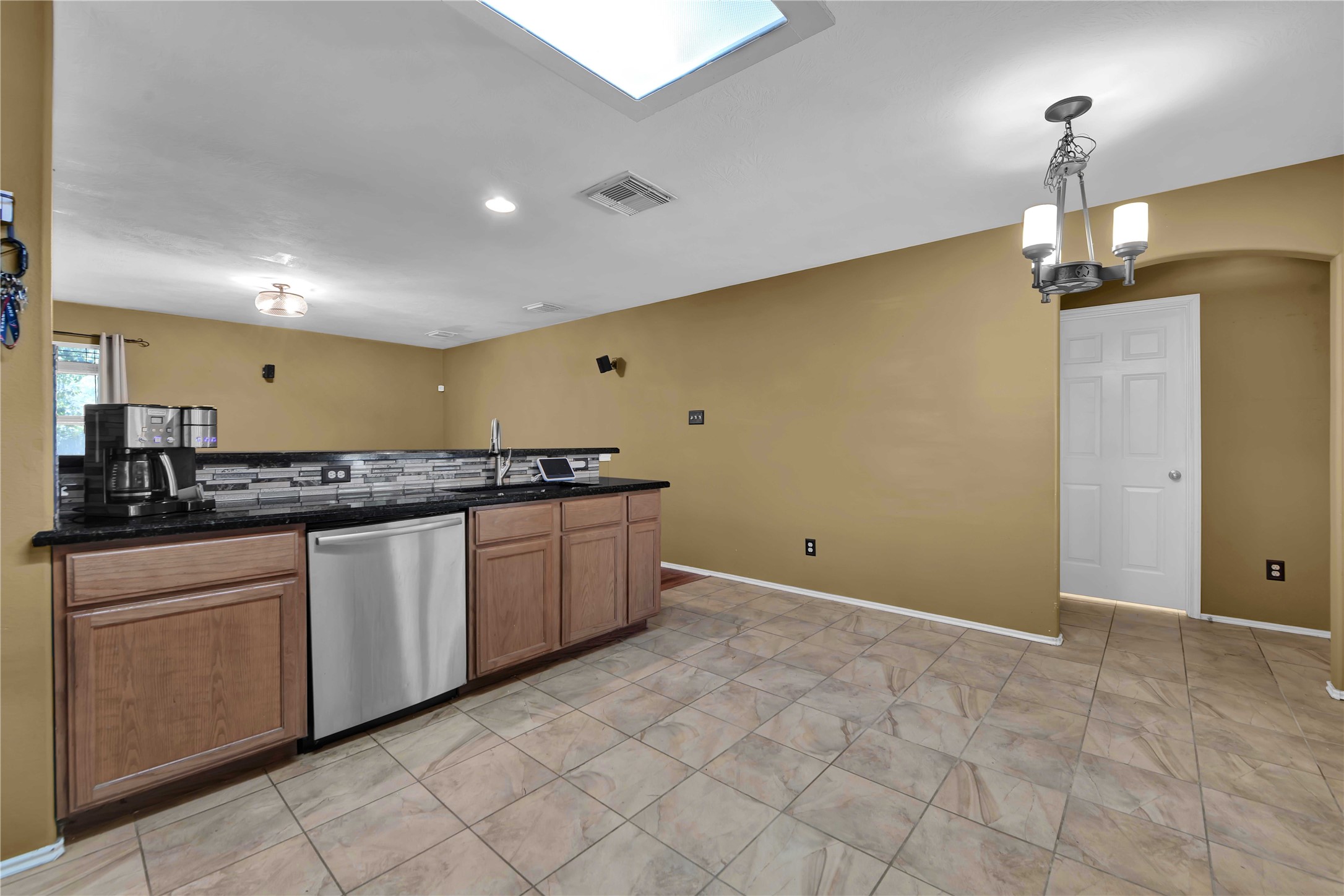 16203 Taffrail Way Property Photo 12