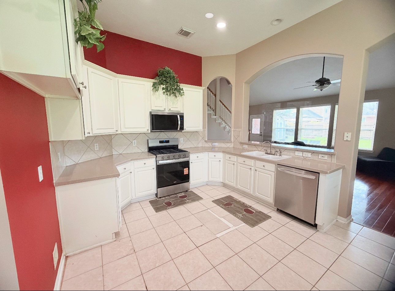 20422 Silver Oak Trail Property Photo 12