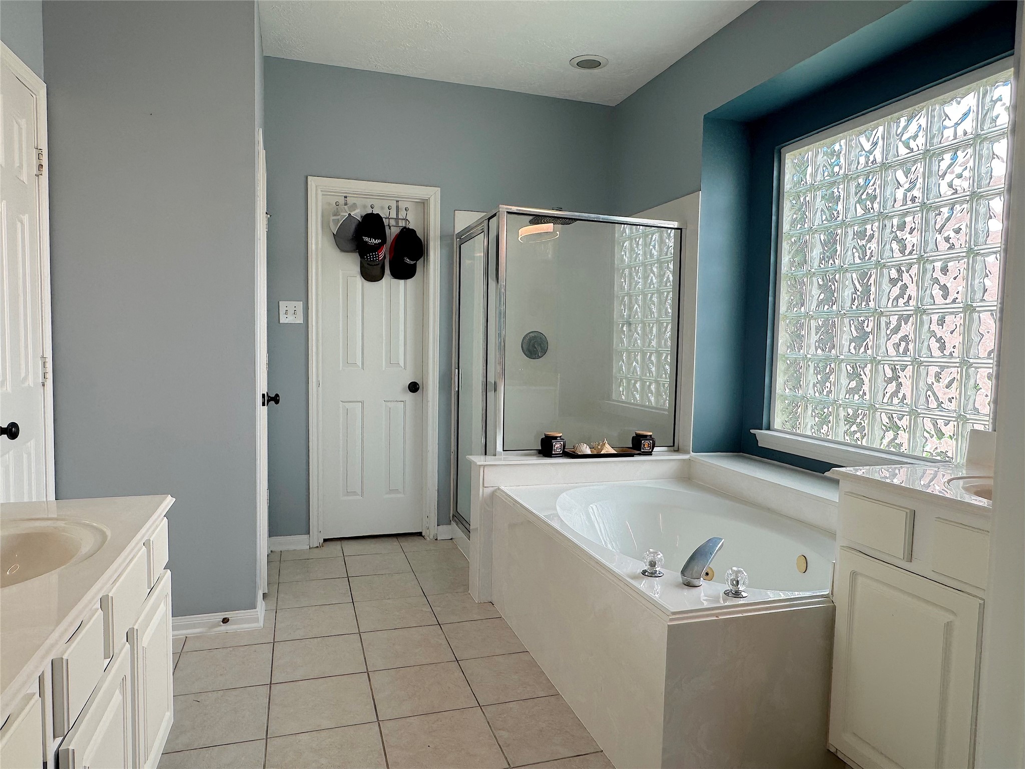20422 Silver Oak Trail Property Photo 14