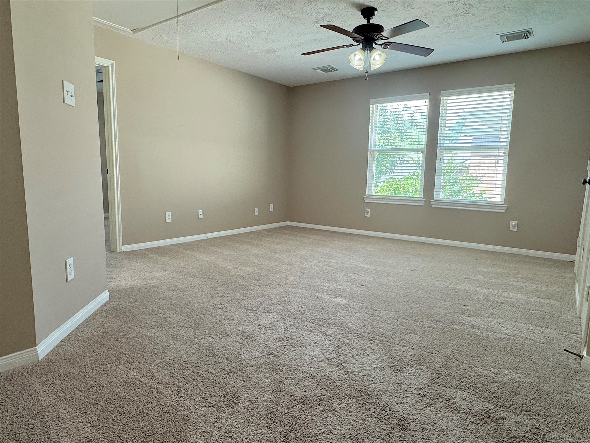 20422 Silver Oak Trail Property Photo 15