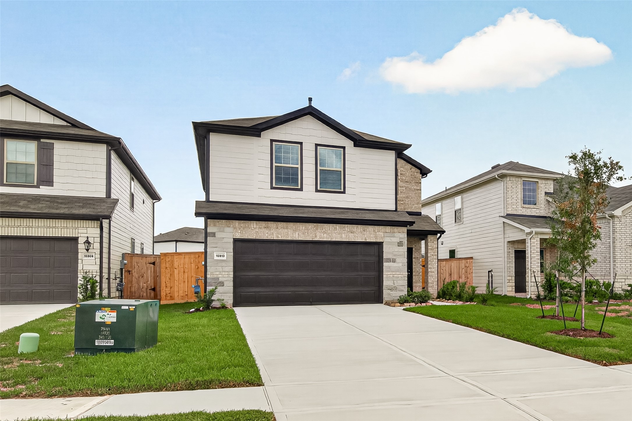 15913 Blass Valley Drive Property Photo 3
