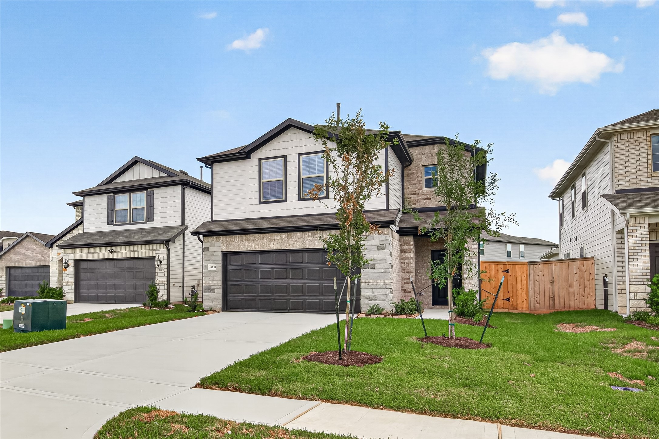 15913 Blass Valley Drive Property Photo 4