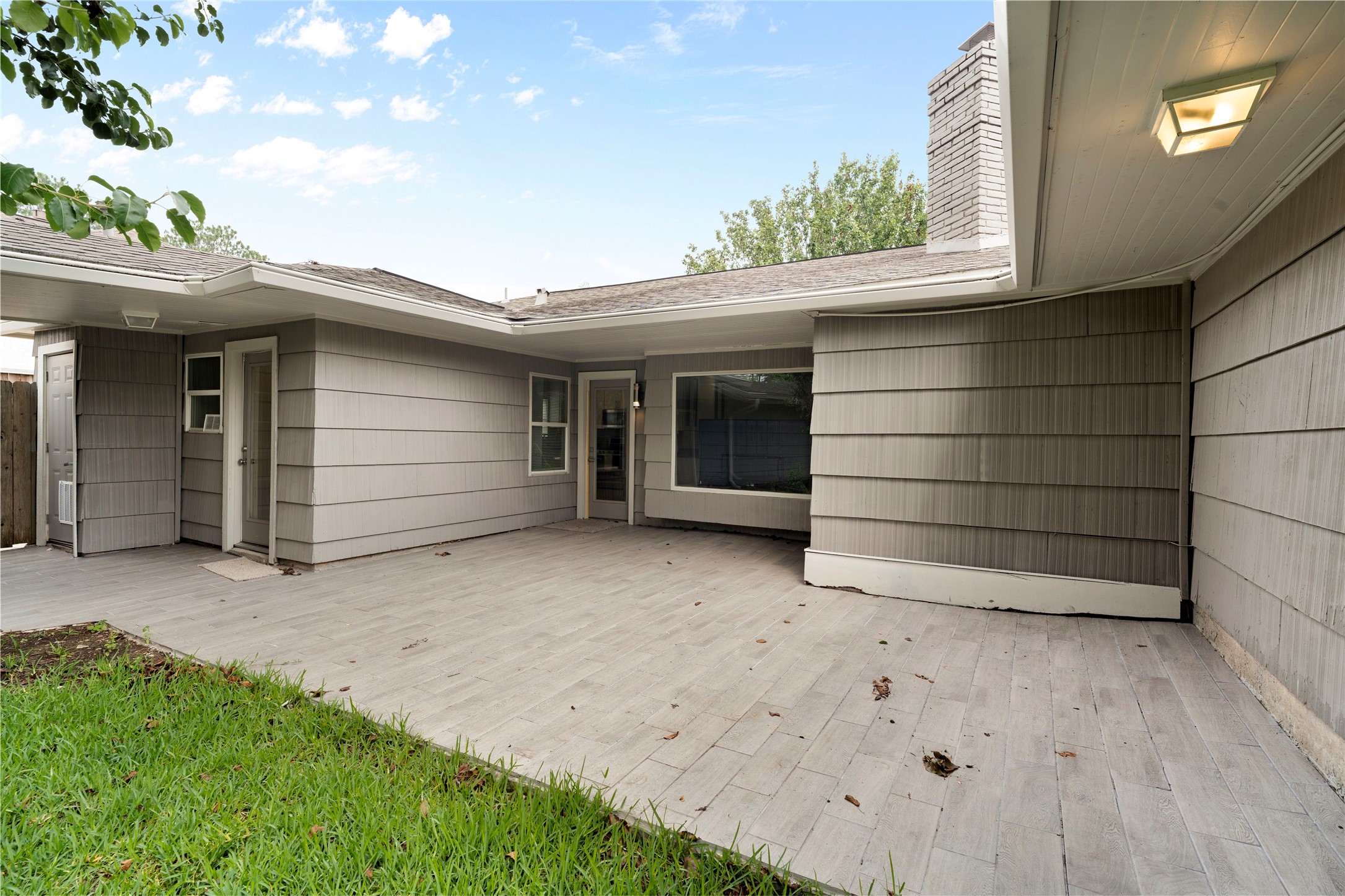 5027 Wigton Drive Property Photo 25
