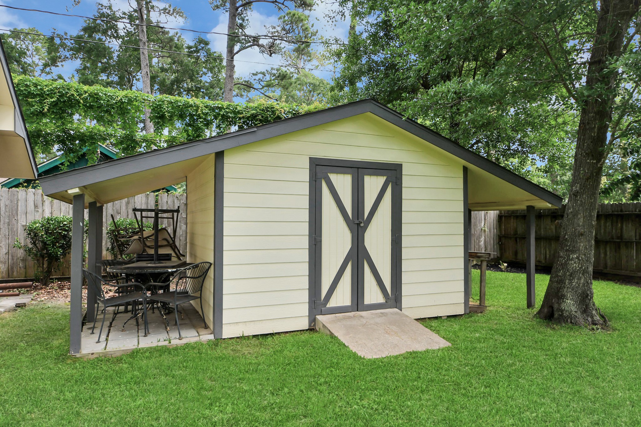 12210 Lieder Drive Property Photo 14