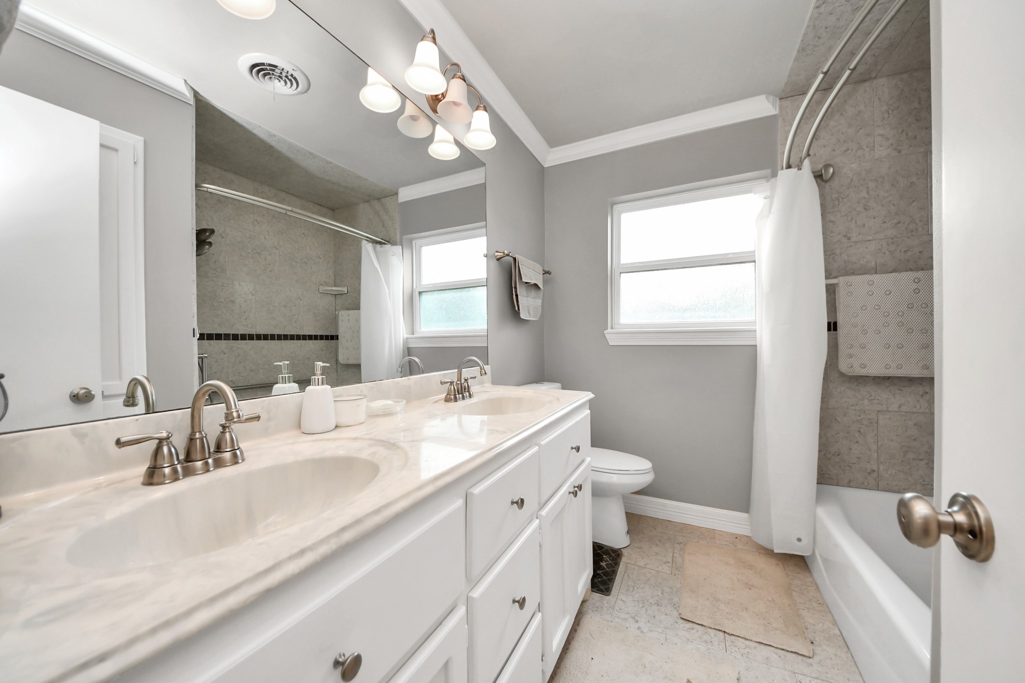 12210 Lieder Drive Property Photo 35