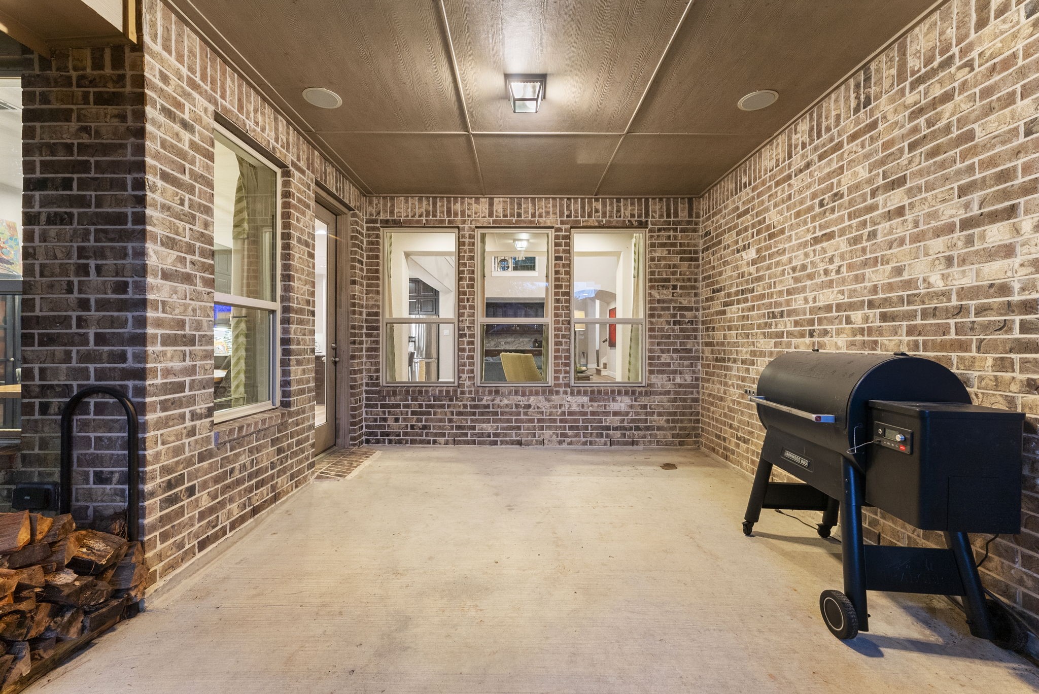 102 Madeline Lane Property Photo 43