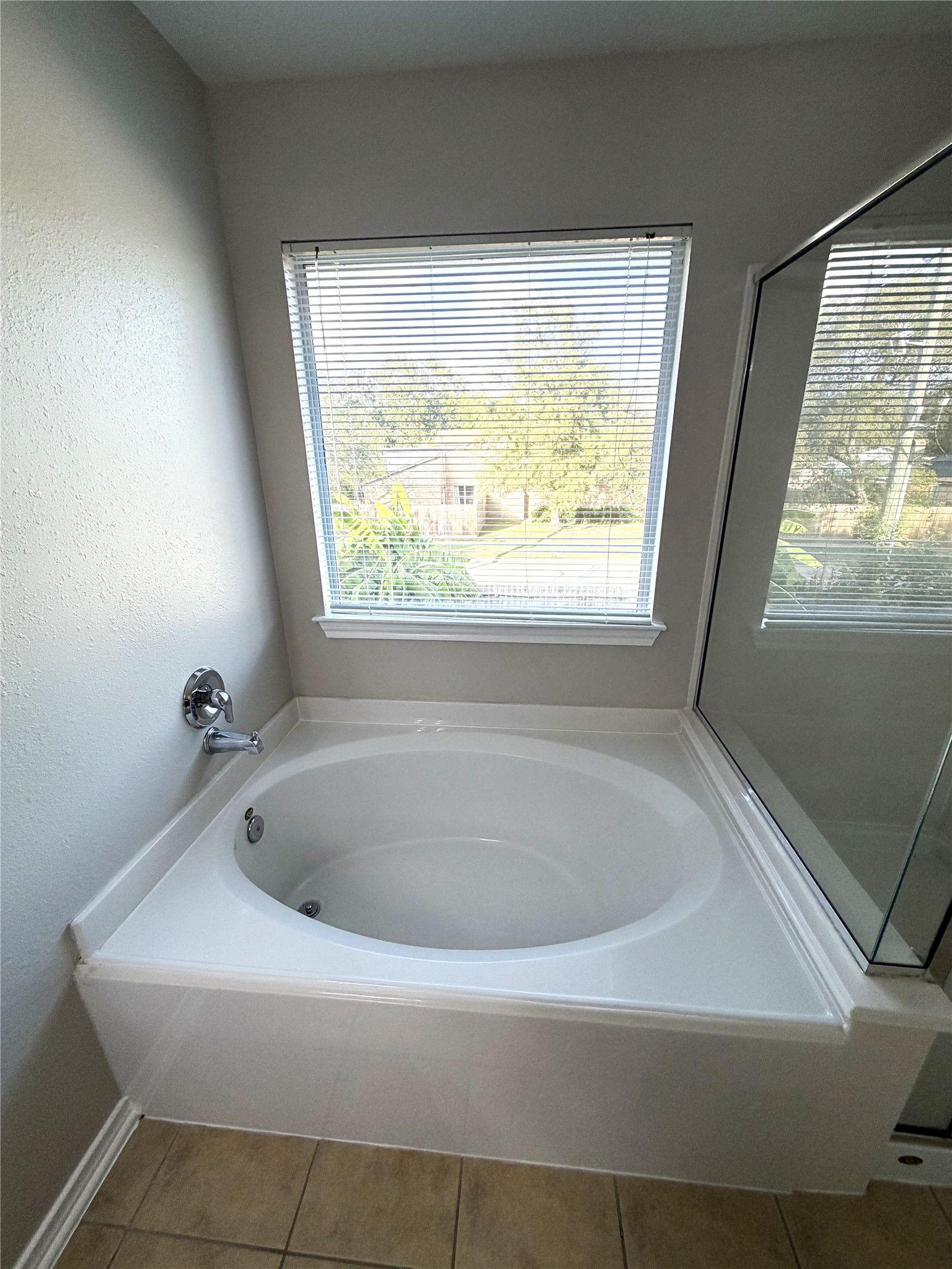 17138 Oakwood Chase Drive Property Photo 13