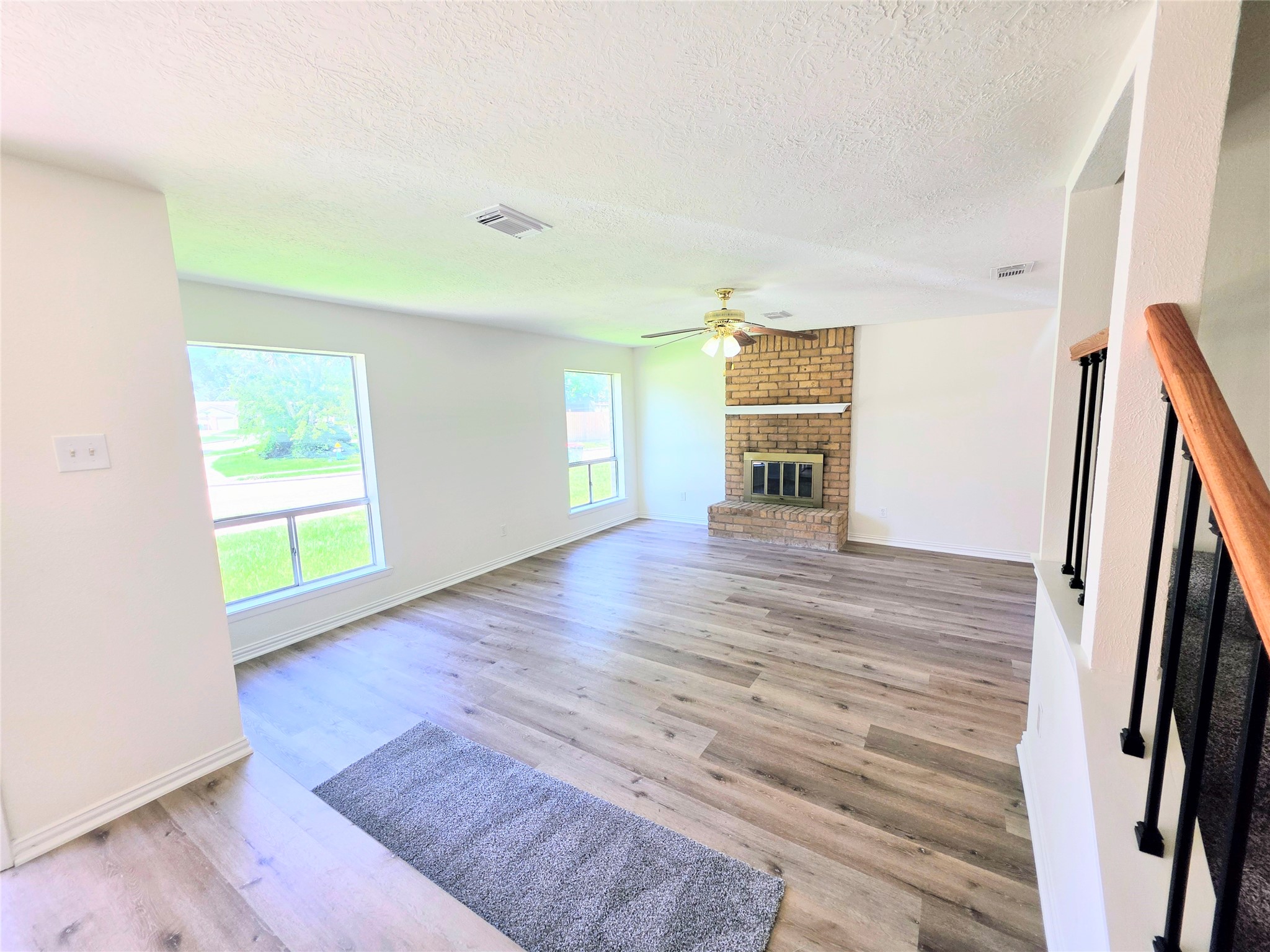24022 Spring Briar Lane Property Photo 5
