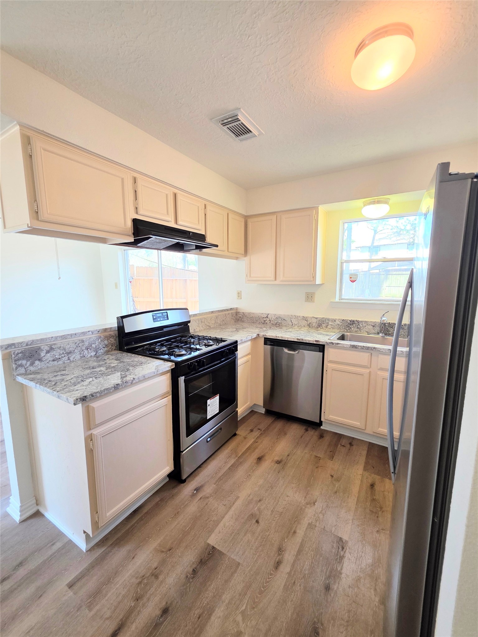 24022 Spring Briar Lane Property Photo 10