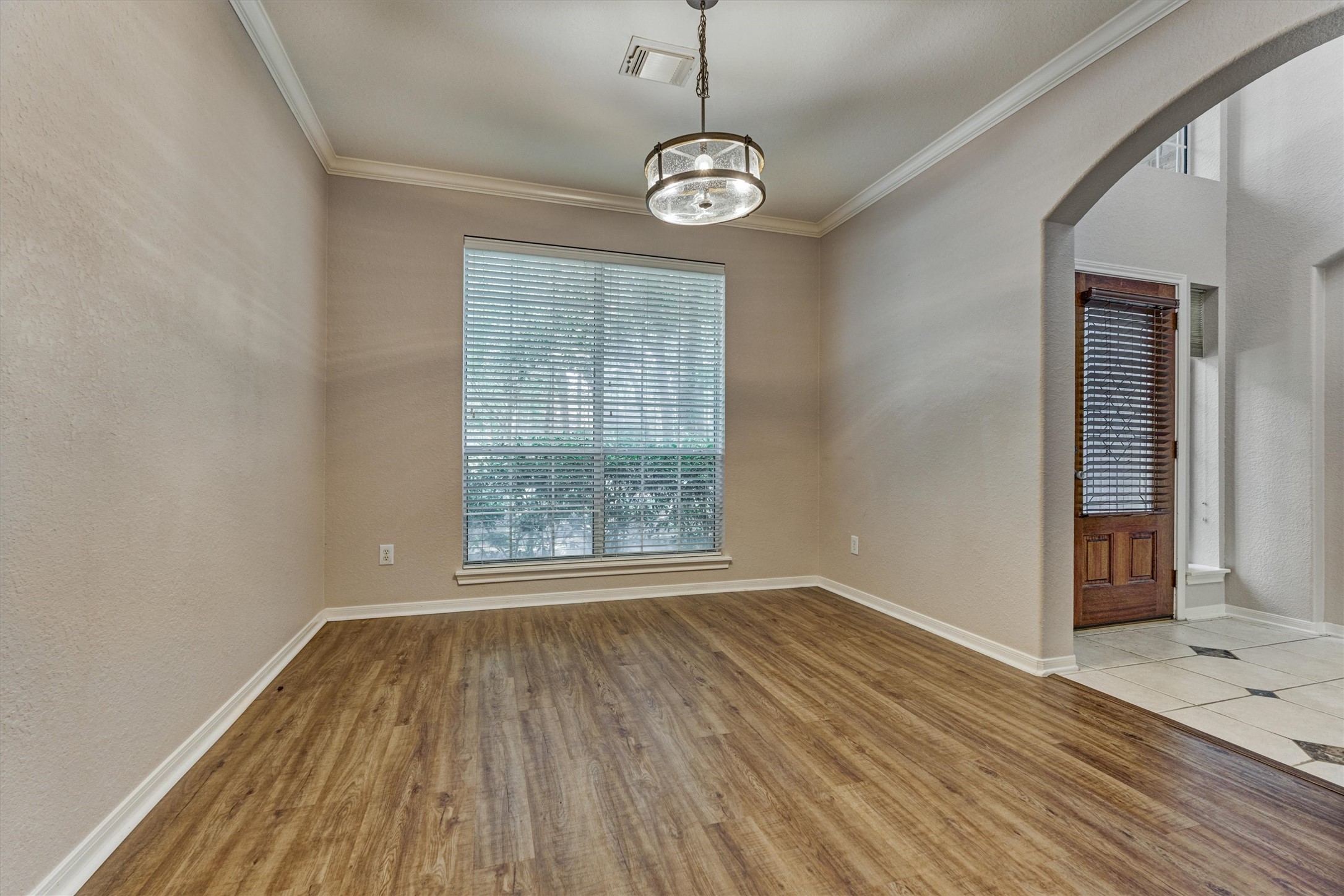 59 W Prairie Dawn Circle Property Photo 4