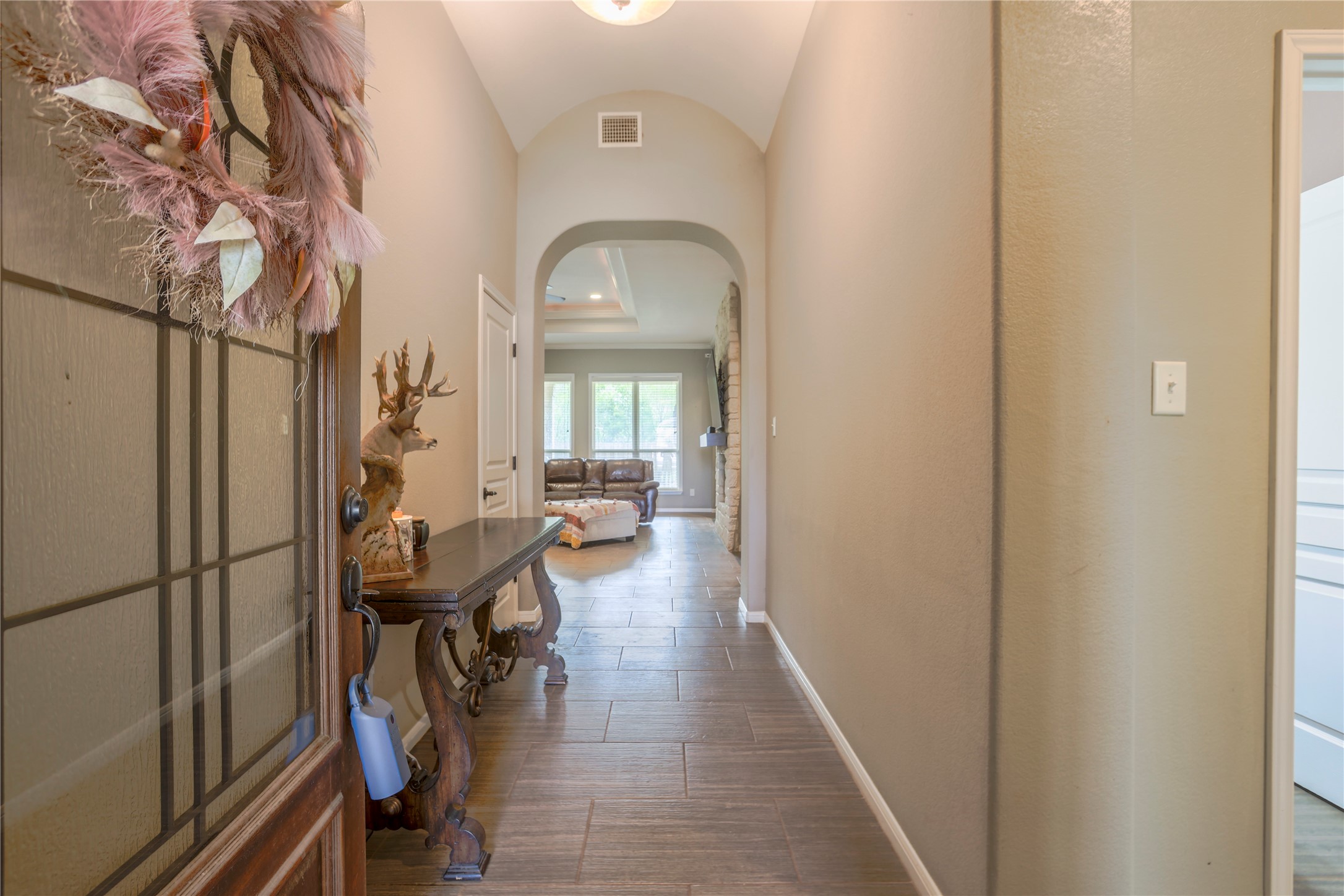 2505 Hailes Lane Property Photo 2