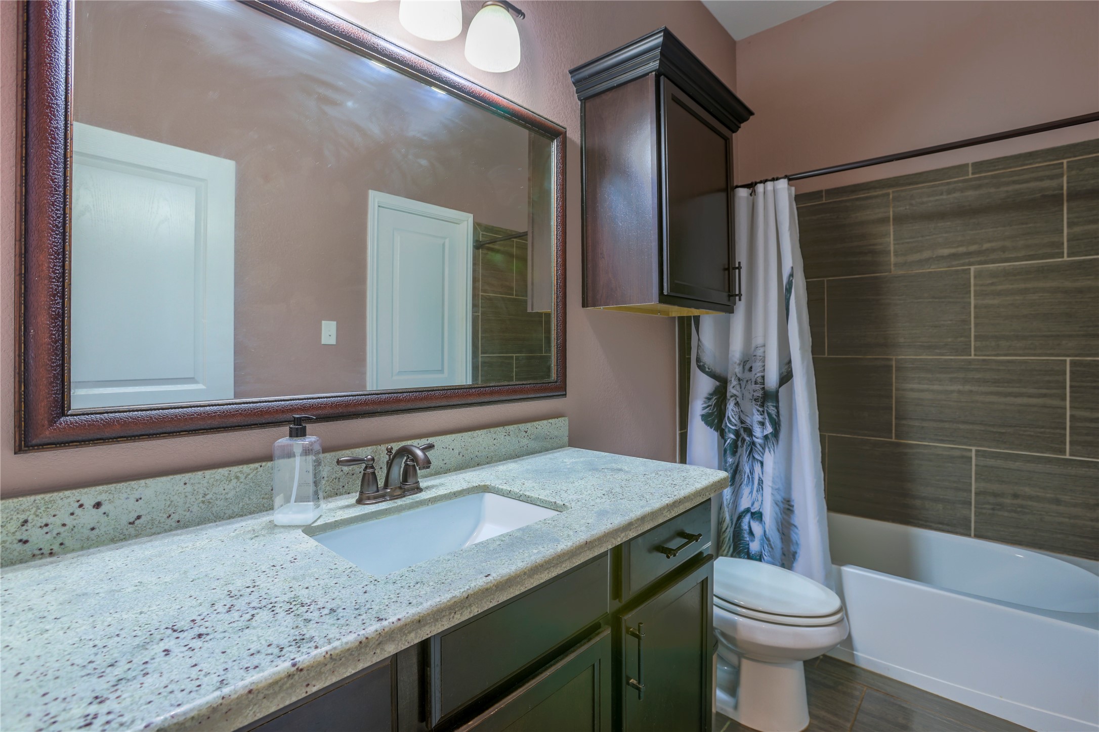 2505 Hailes Lane Property Photo 22