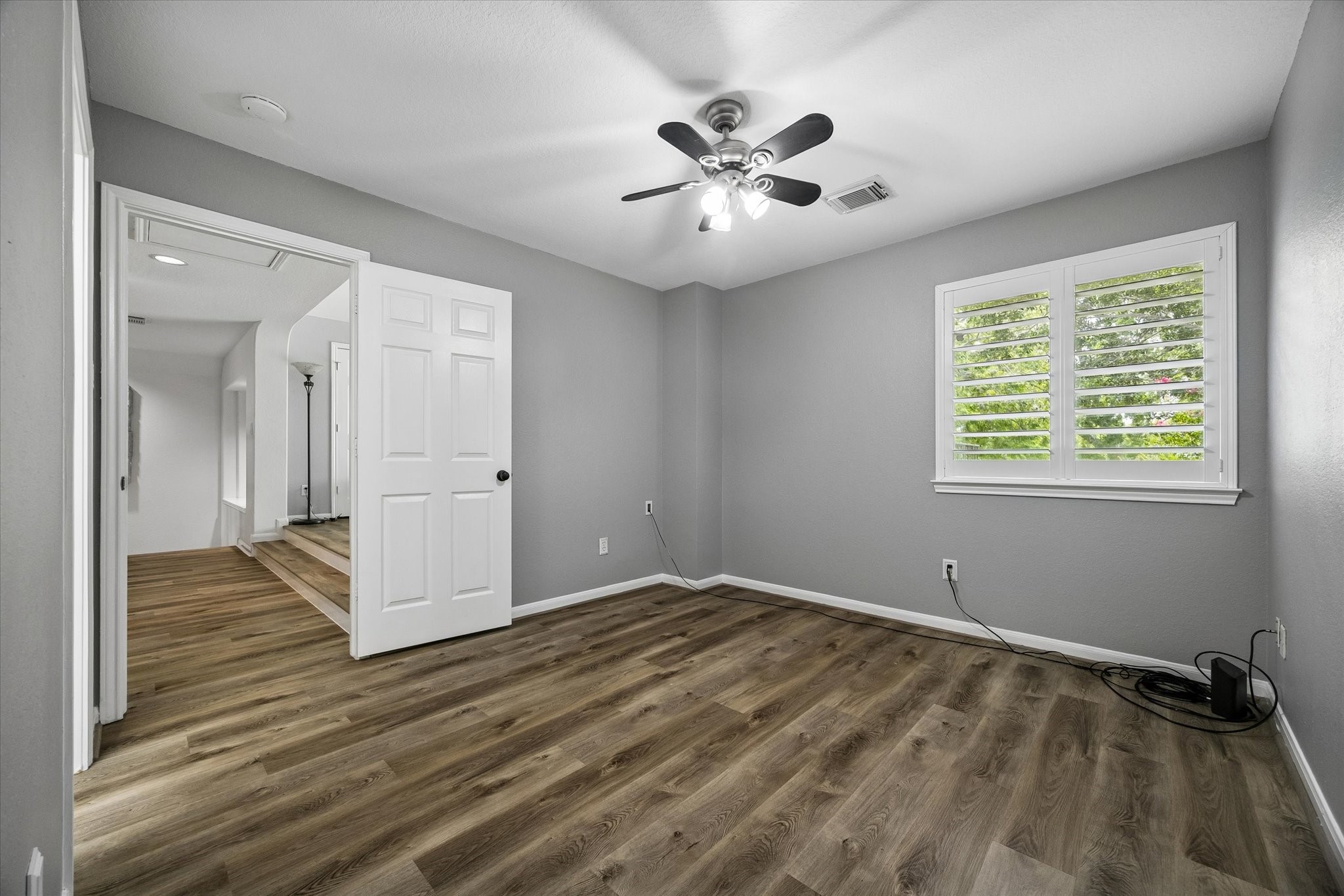 1422 Hillside Forest Drive Property Photo 24