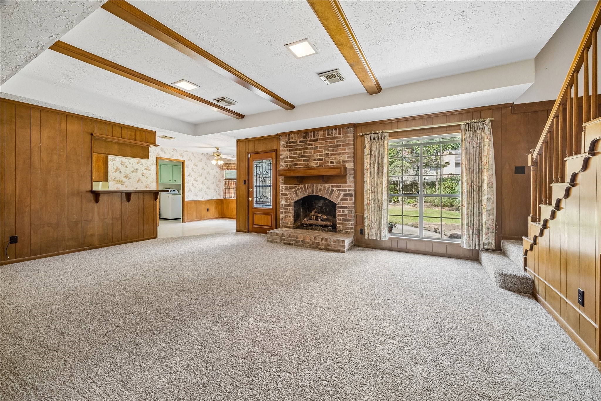 3523 Village Oaks Drive Property Photo 4