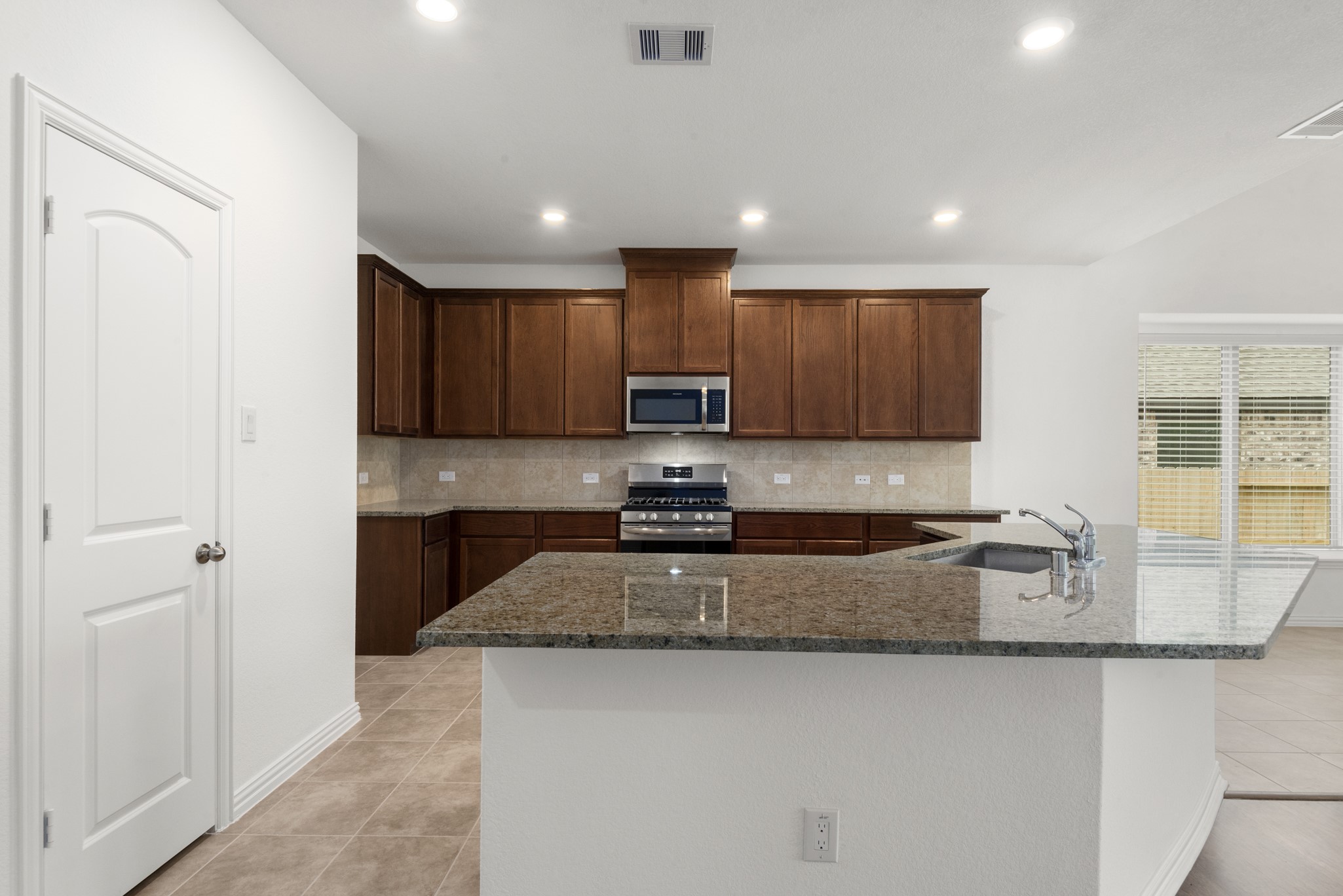 236 Scarlet Maple Way Property Photo 10