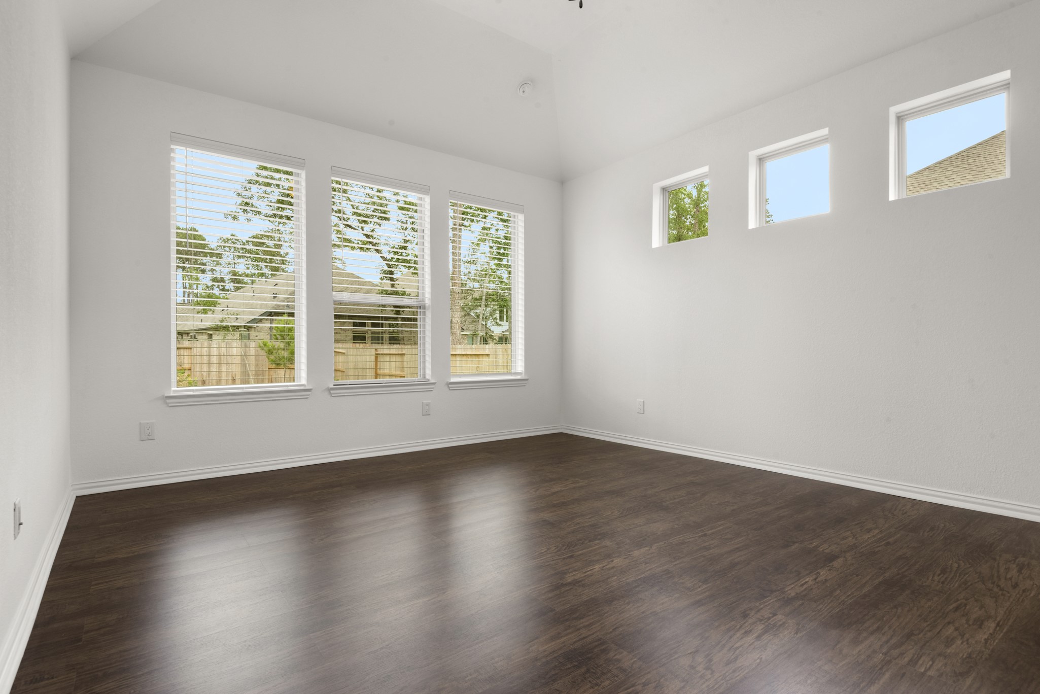 236 Scarlet Maple Way Property Photo 17