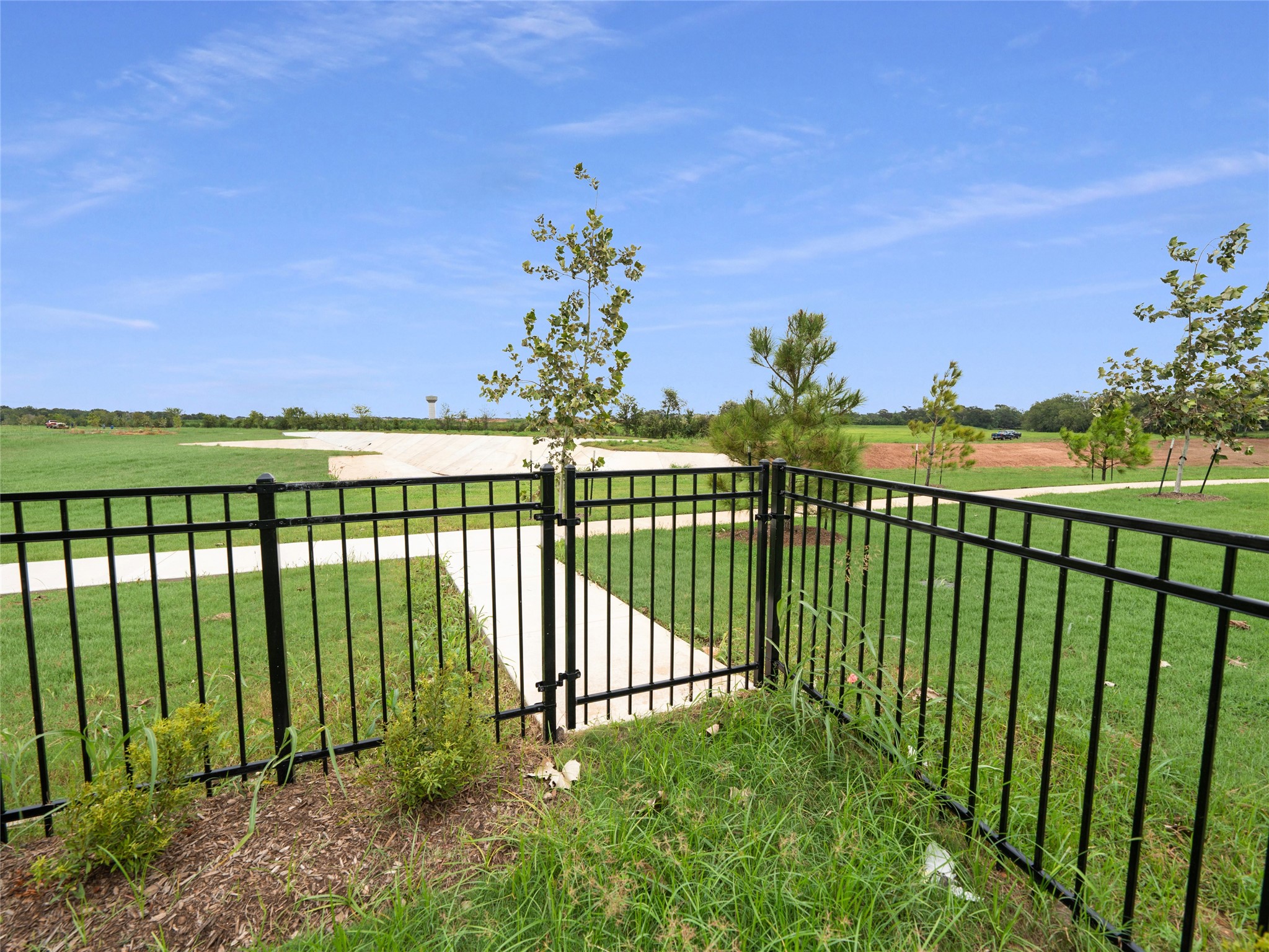 8231 Red Shinner Way Property Photo 8