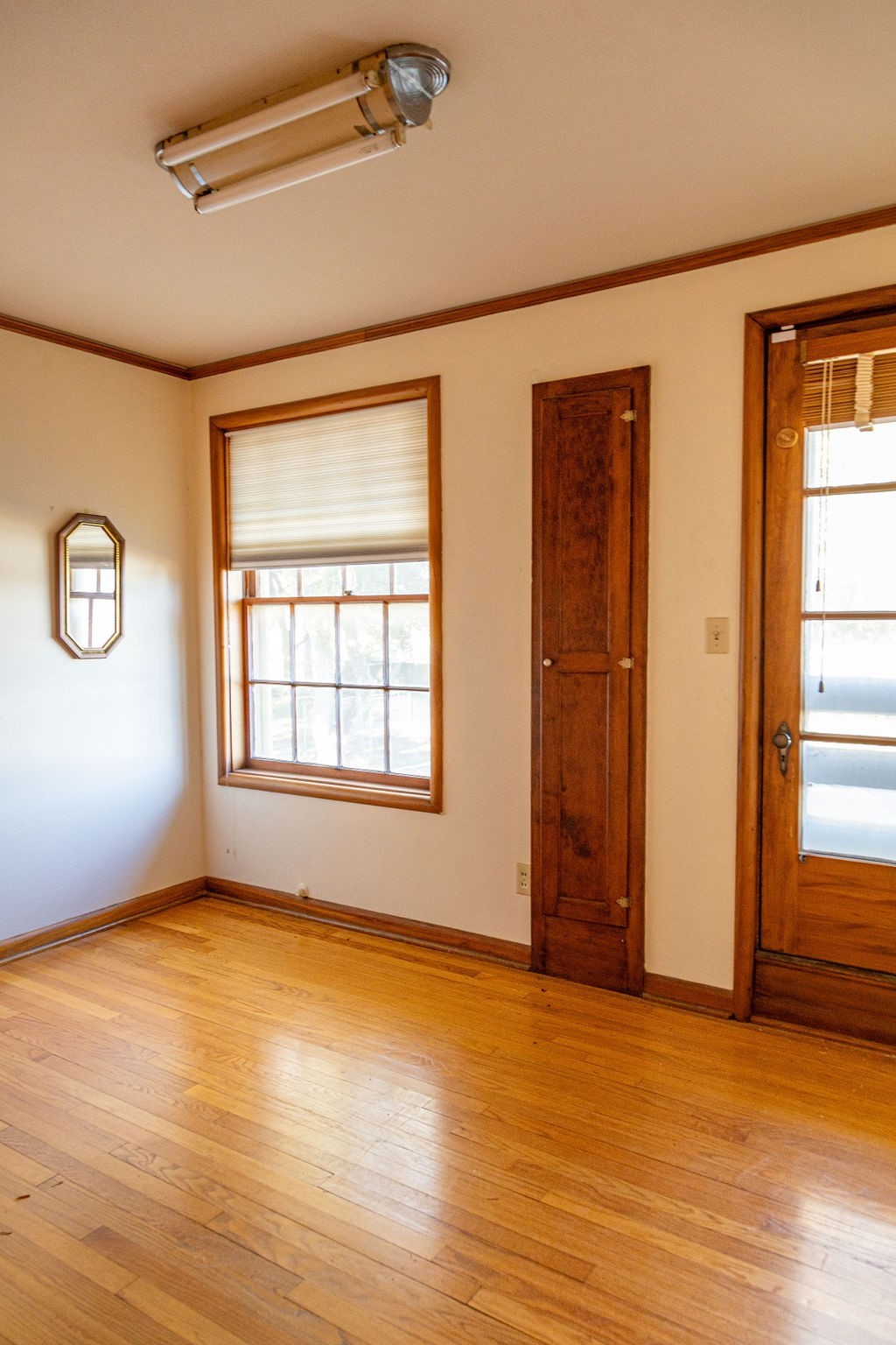 208 West Putnum Avenue Property Photo 21