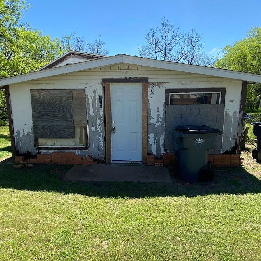 307 Jalonick Street Property Photo 17