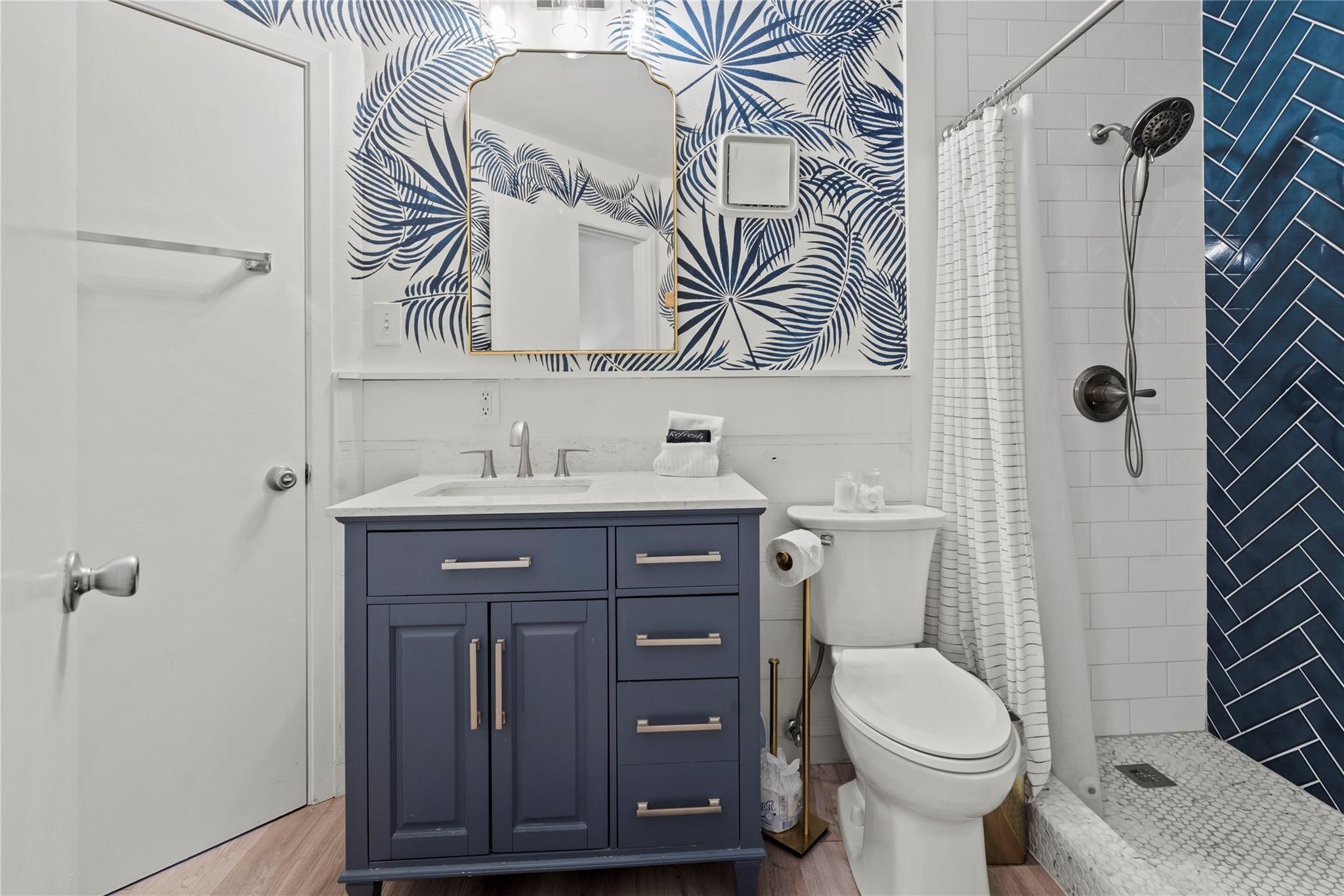9520 Seawall Boulevard 315 Property Photo 10