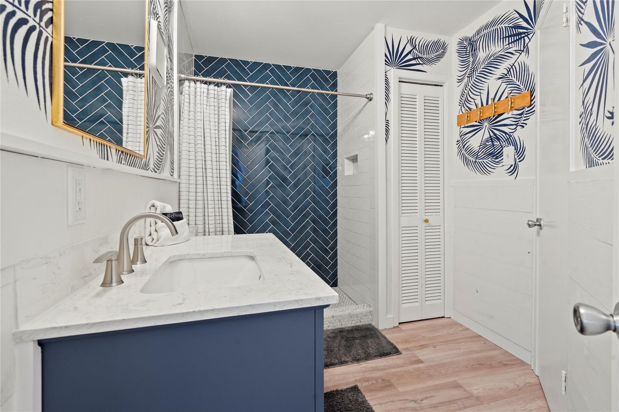 9520 Seawall Boulevard 315 Property Photo 15