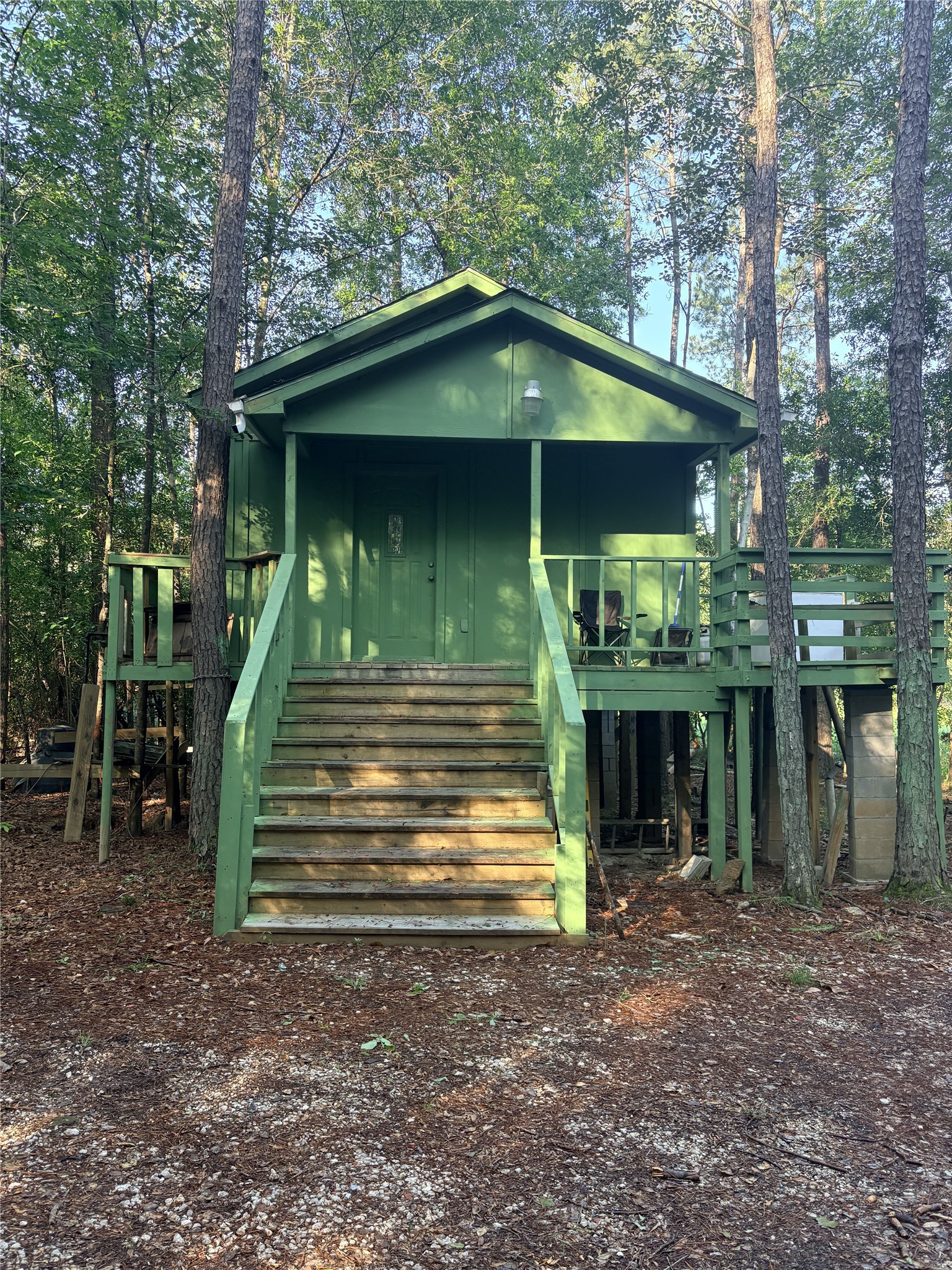 9470 Village Creek Road Property Photo 1