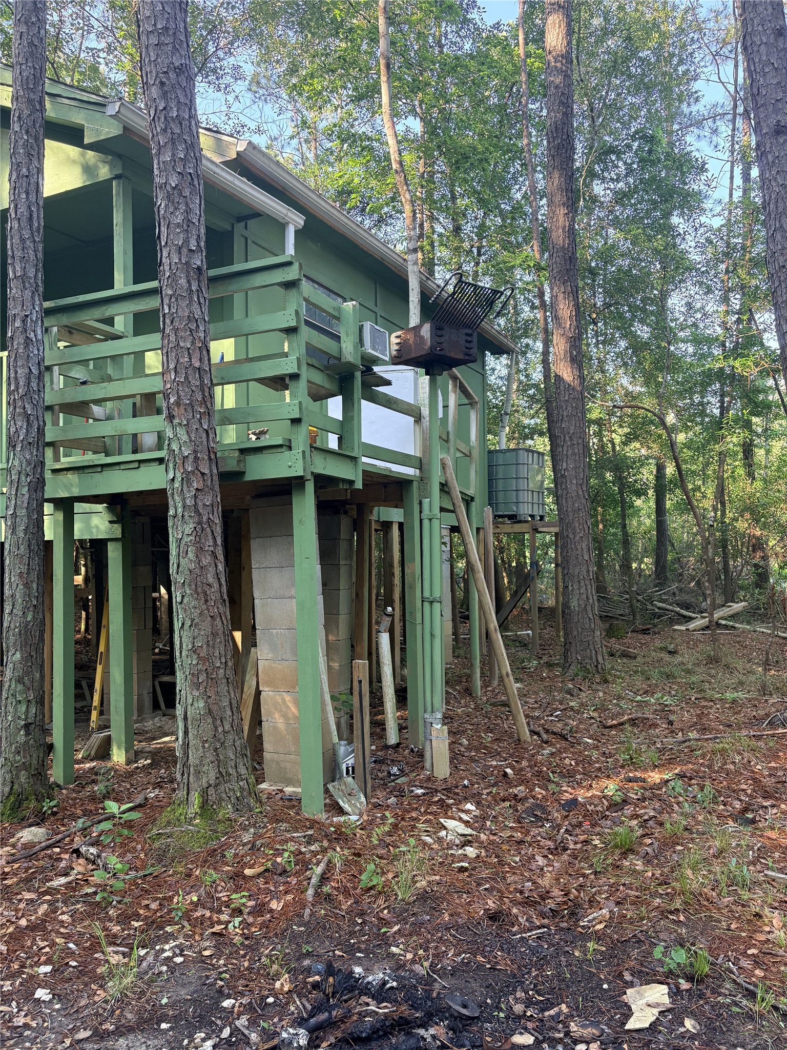 9470 Village Creek Road Property Photo 4