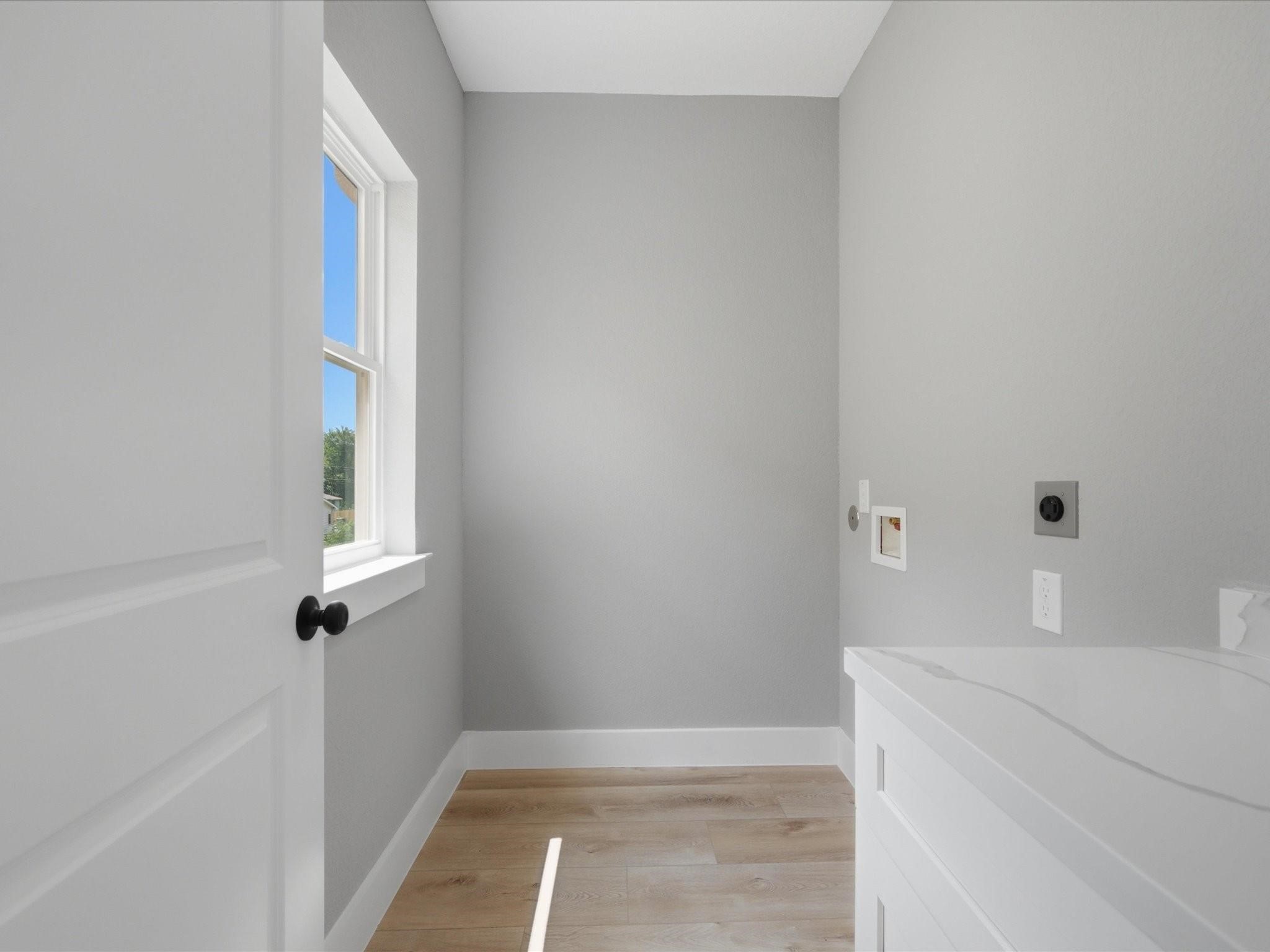 2022 Wavell Street Property Photo 13