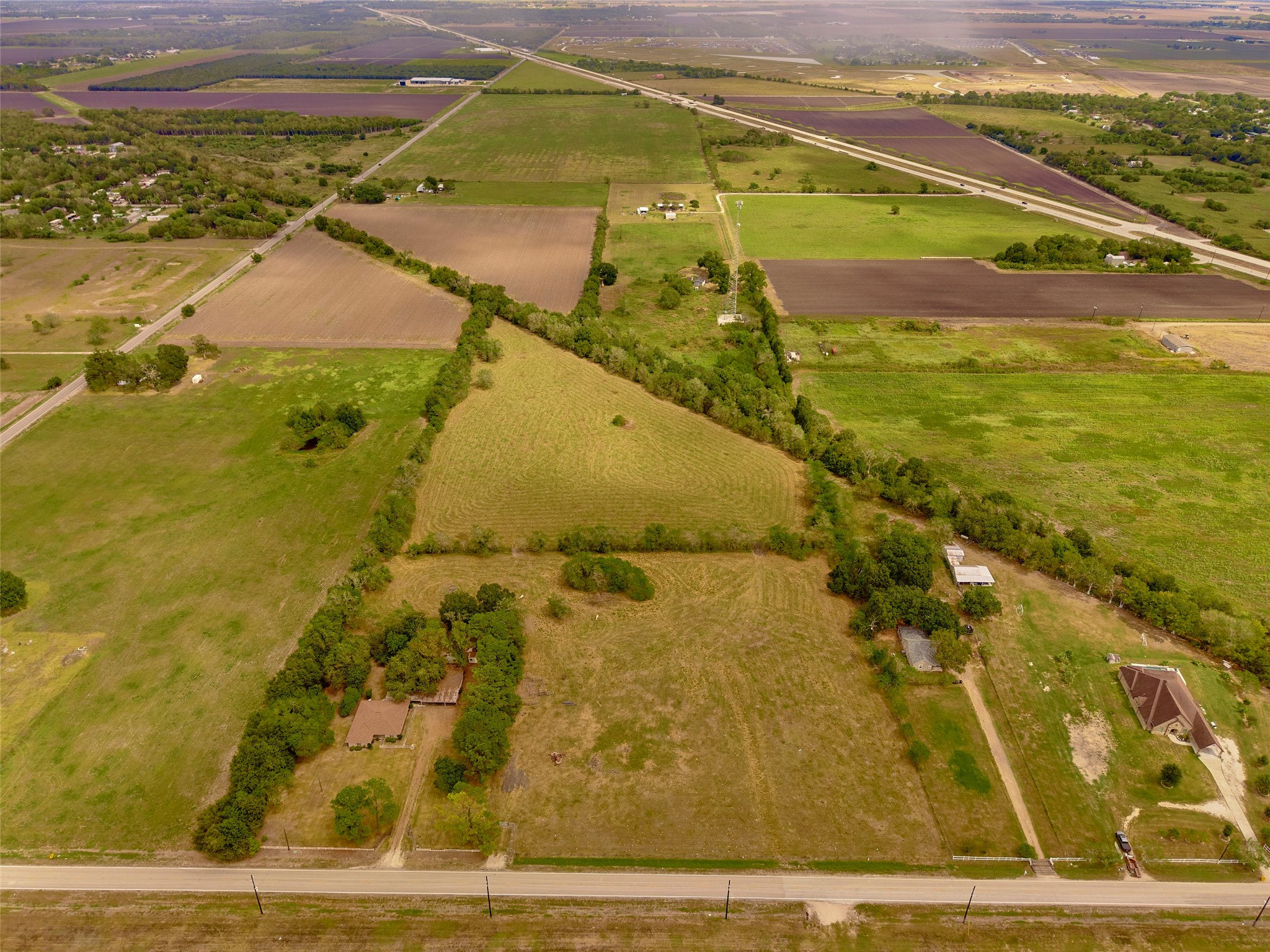 6611 Foerster School Road Property Photo 1