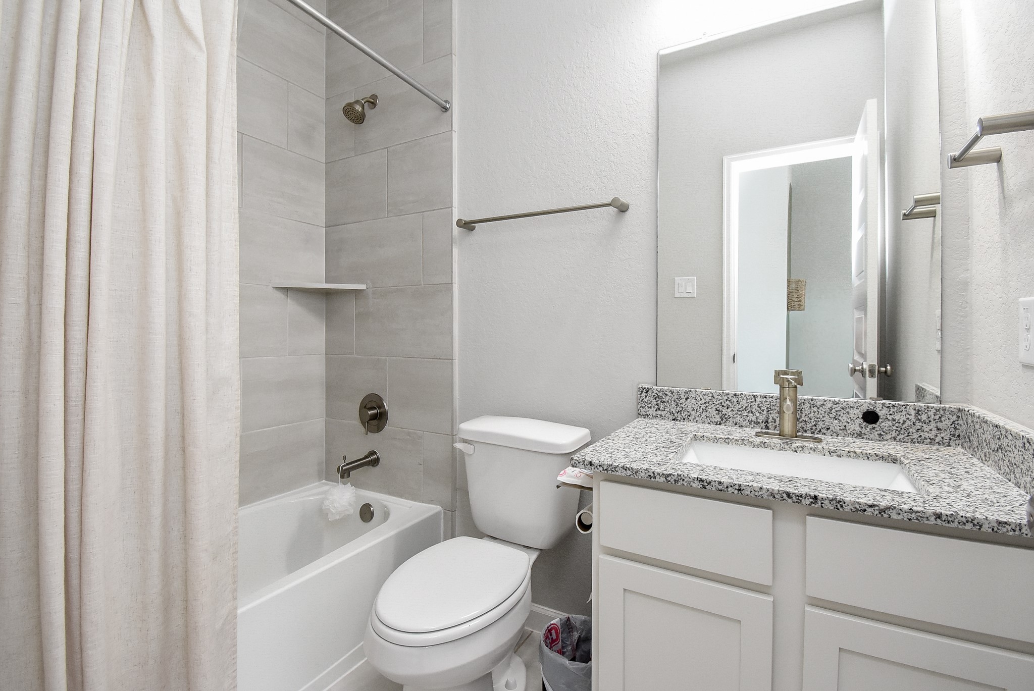 10606 Centre Shadows Drive Property Photo 11