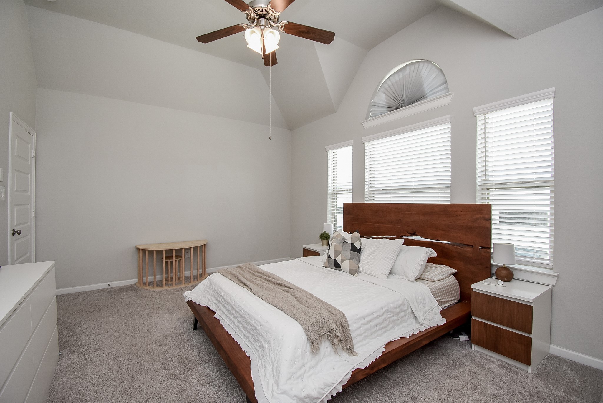 10606 Centre Shadows Drive Property Photo 23