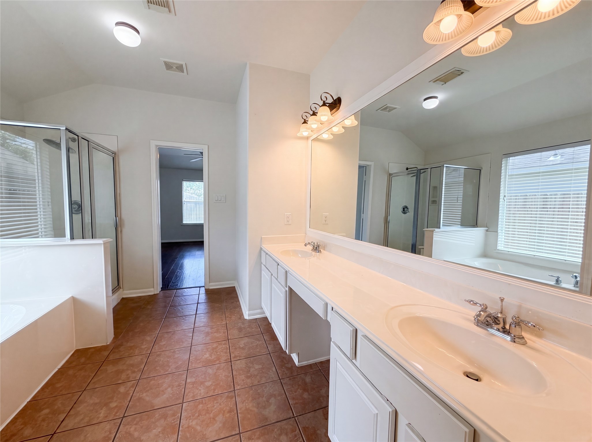 6843 Tammany Manor Lane Property Photo 17